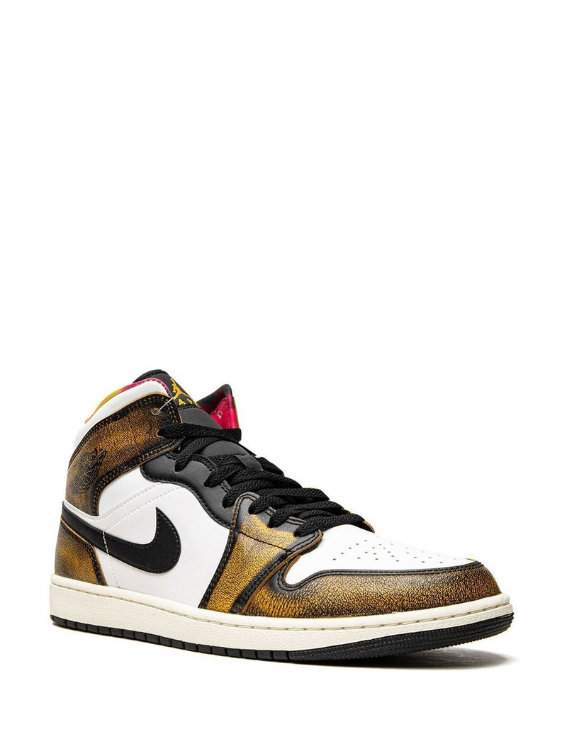 Jordan Air Jordan 1 Mid SE “Wear-Away” sneakers outlook