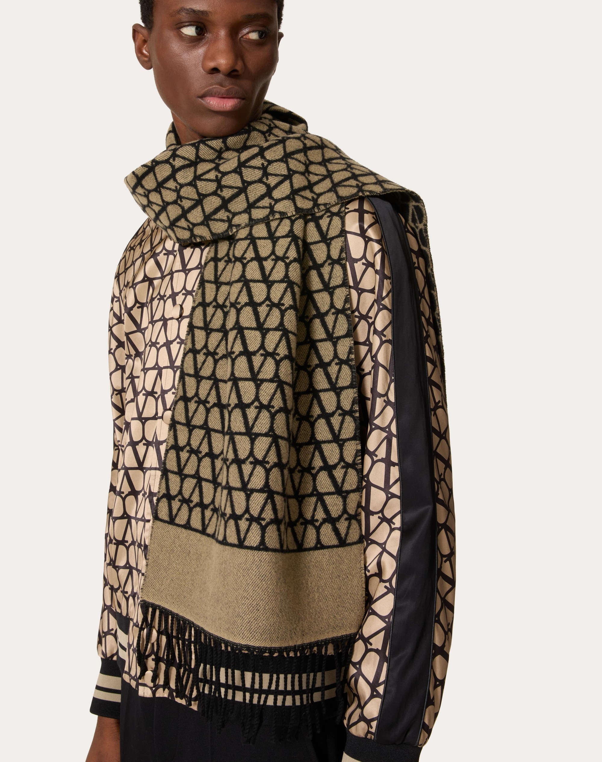 TOILE ICONOGRAPHE WOOL AND CASHMERE SCARF - 4