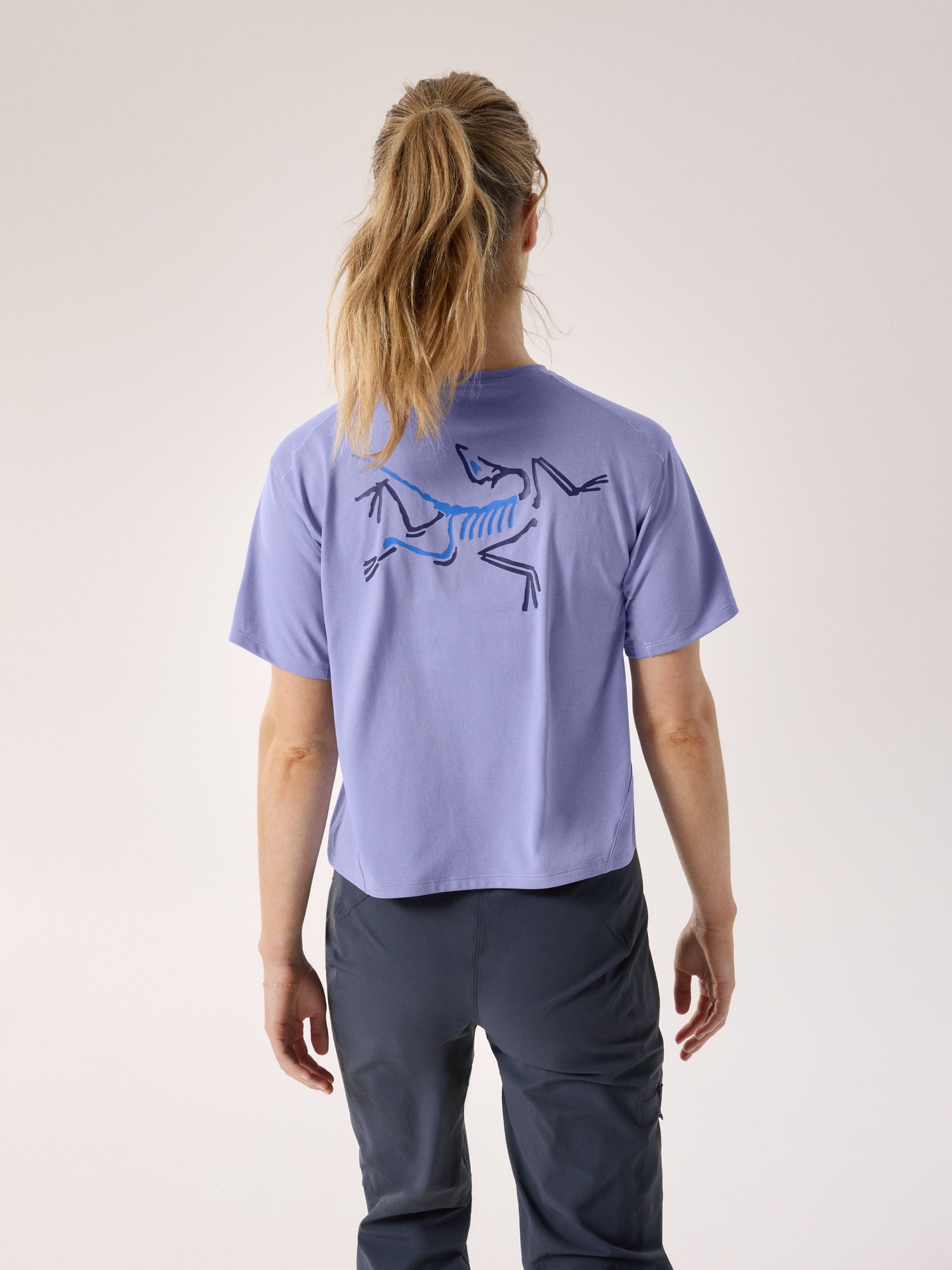 Taema Crop Logo T-Shirt - 5
