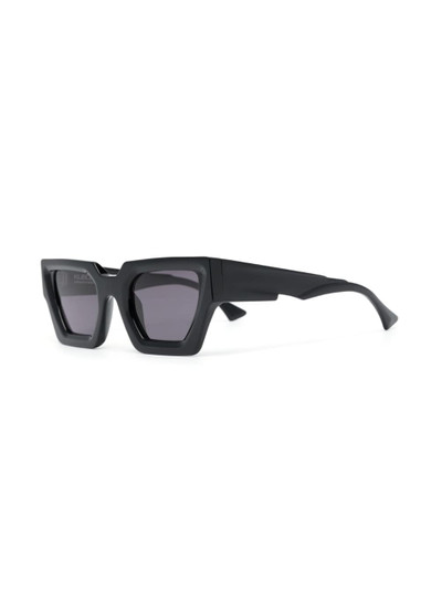 Kuboraum cat-eye frame sunglasses outlook