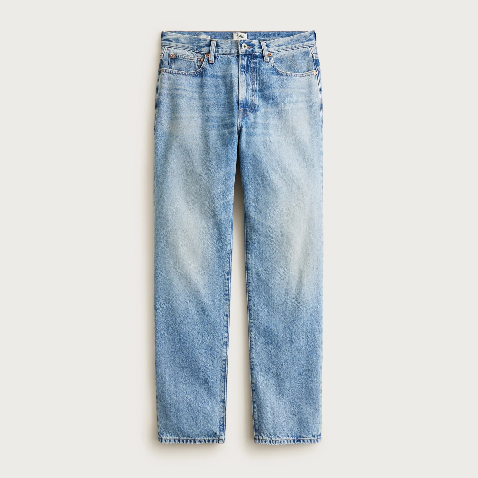 Classic Straight jean in light wash - 1