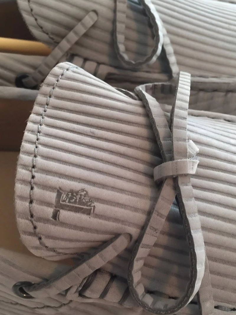 Gommino laced loafers 3