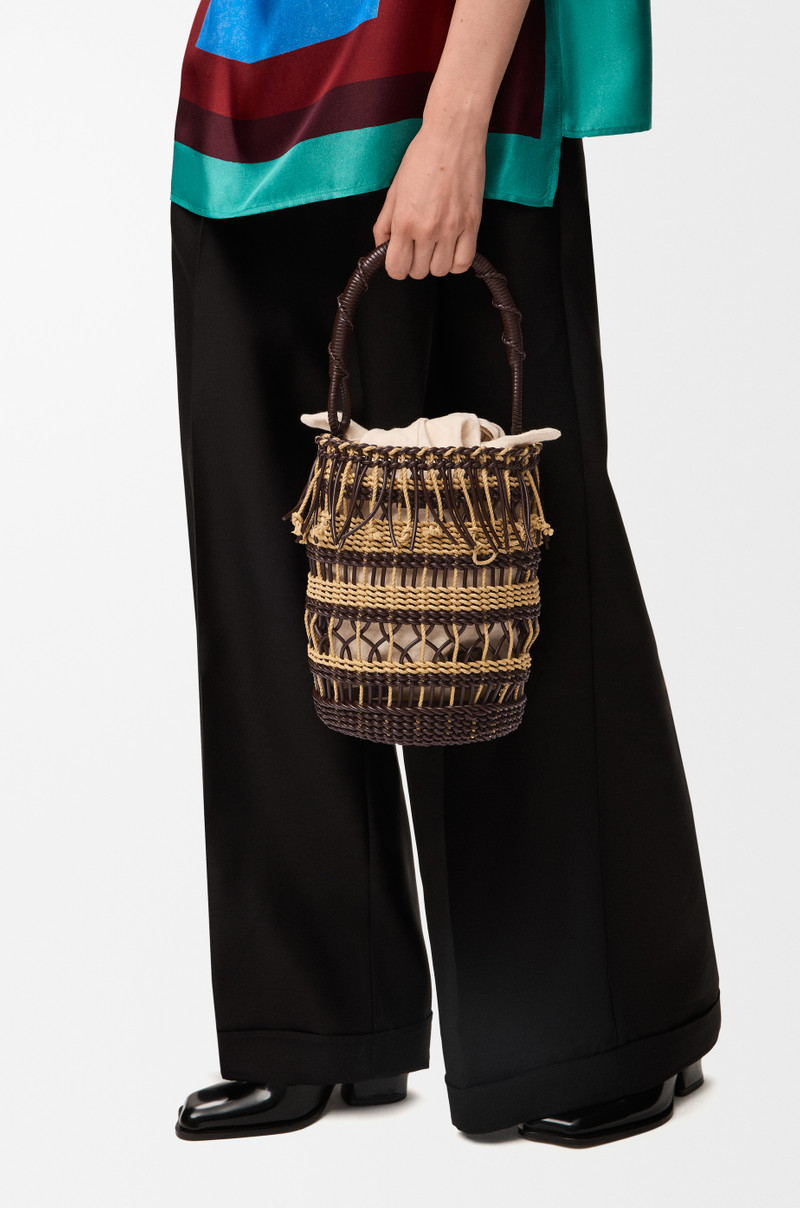 Loewe Bucket in cord and leather outlook