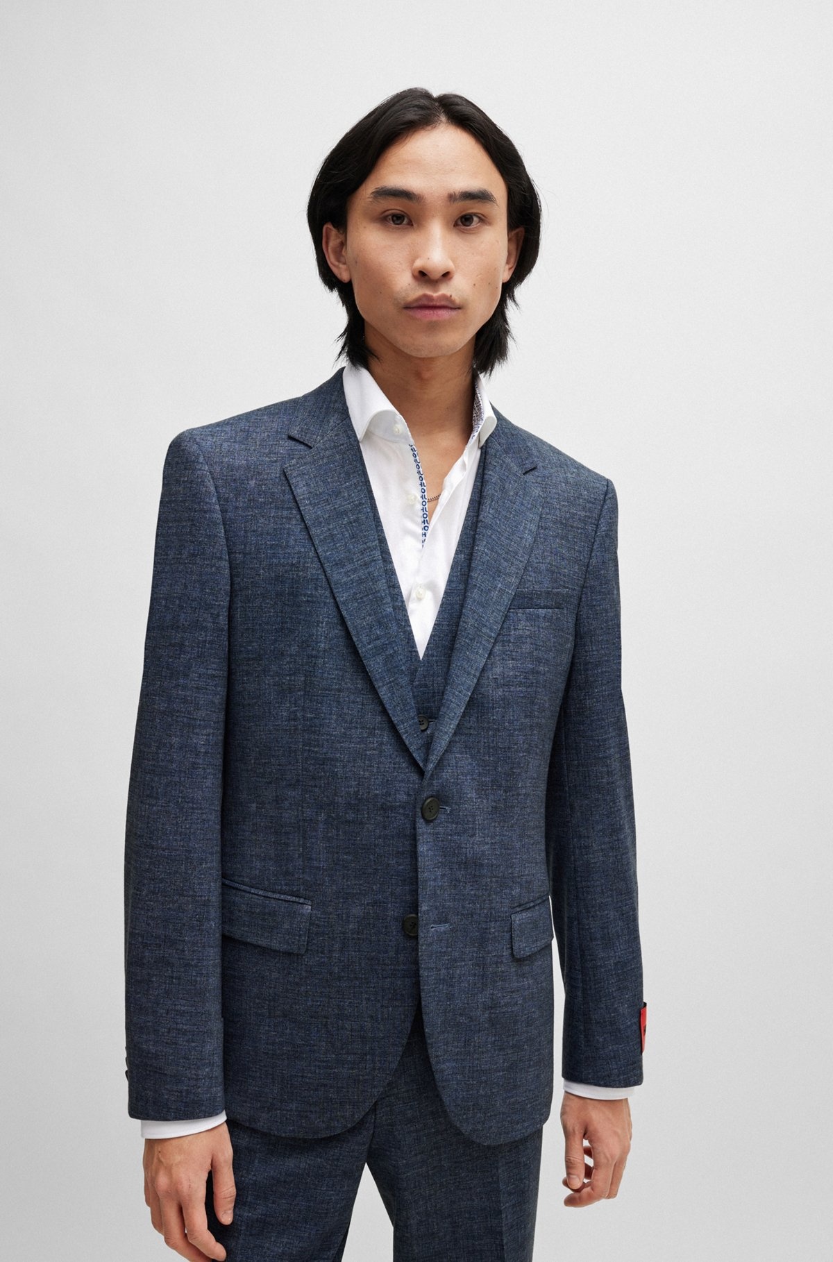 SLIM-FIT THREE-PIECE SUIT IN PERFORMANCE-STRETCH JERSEY - 3