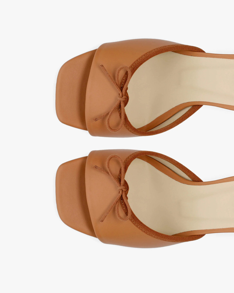 JORDANA HEELED MULES 4