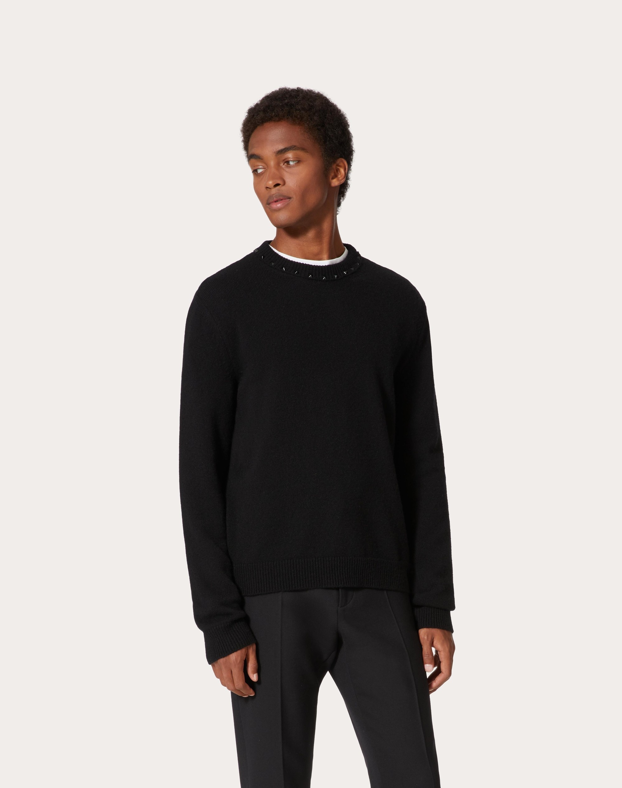 CASHMERE CREWNECK SWEATER WITH BLACK UNTITLED STUDS - 3