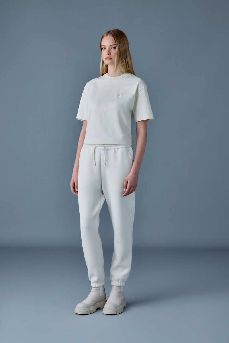 MACKAGE TEE-R Tee-shirt with Mackage silicone logo outlook