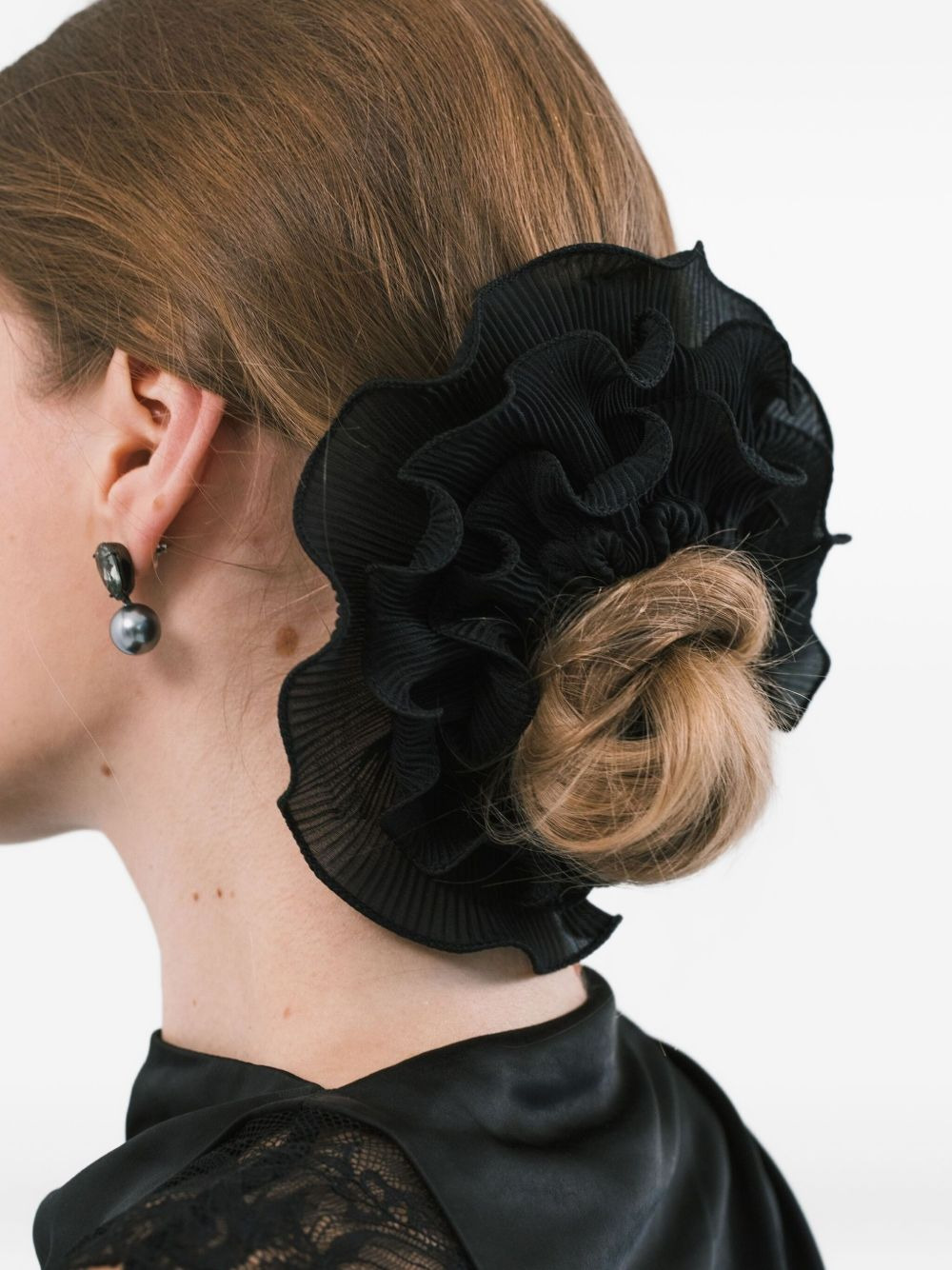 Jacinda pleated ruffled hair accessory - 4