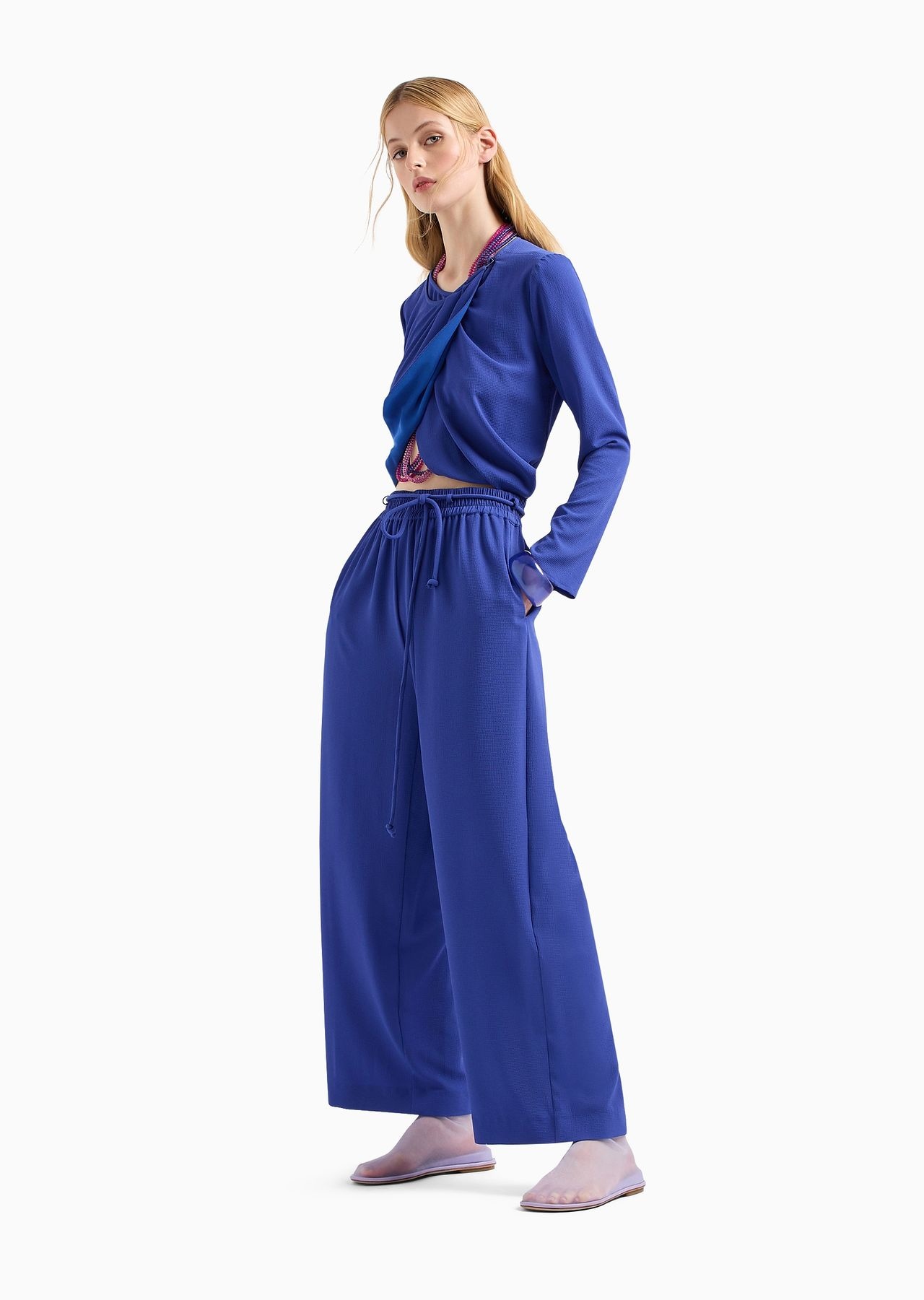 Elasticated-waist trousers with tubular armure-crêpe belt - 4