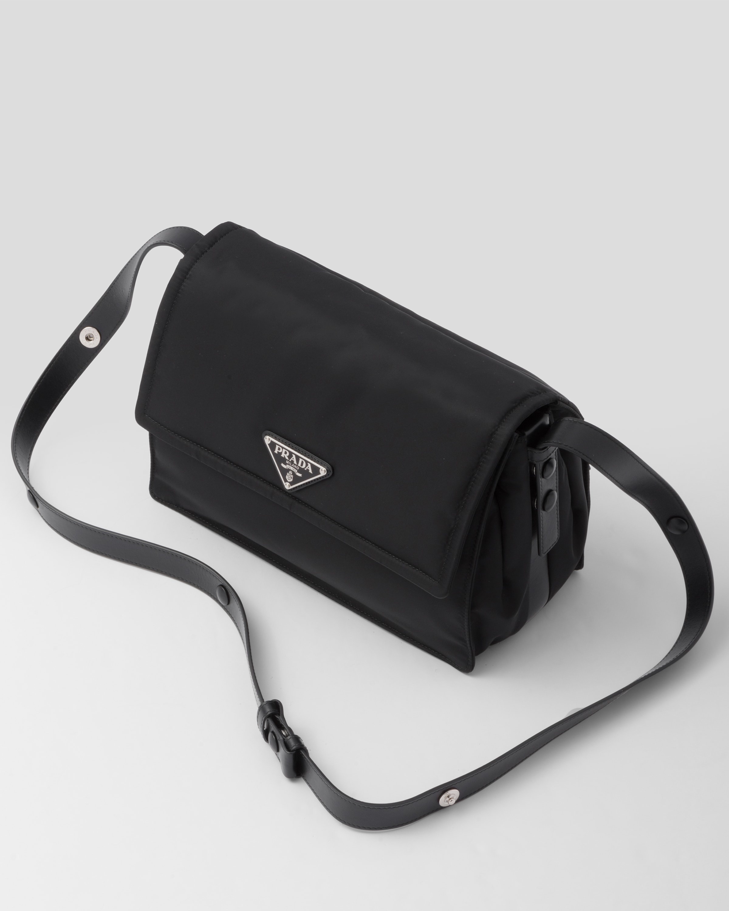 Medium padded Re-Nylon shoulder bag - 3