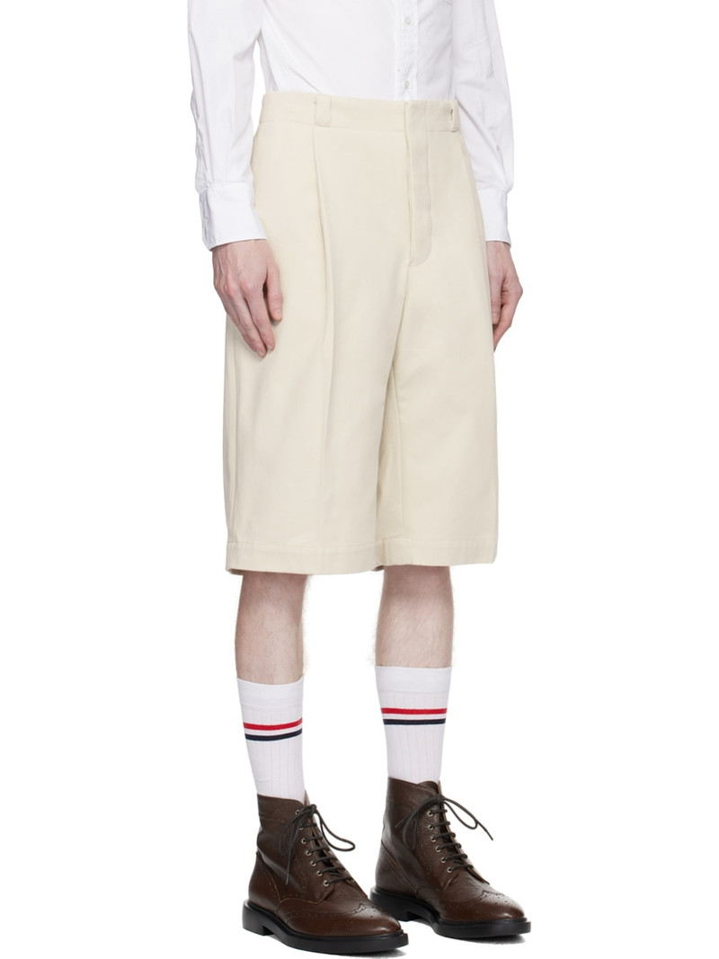 Off-White Single Pleat Shorts 2