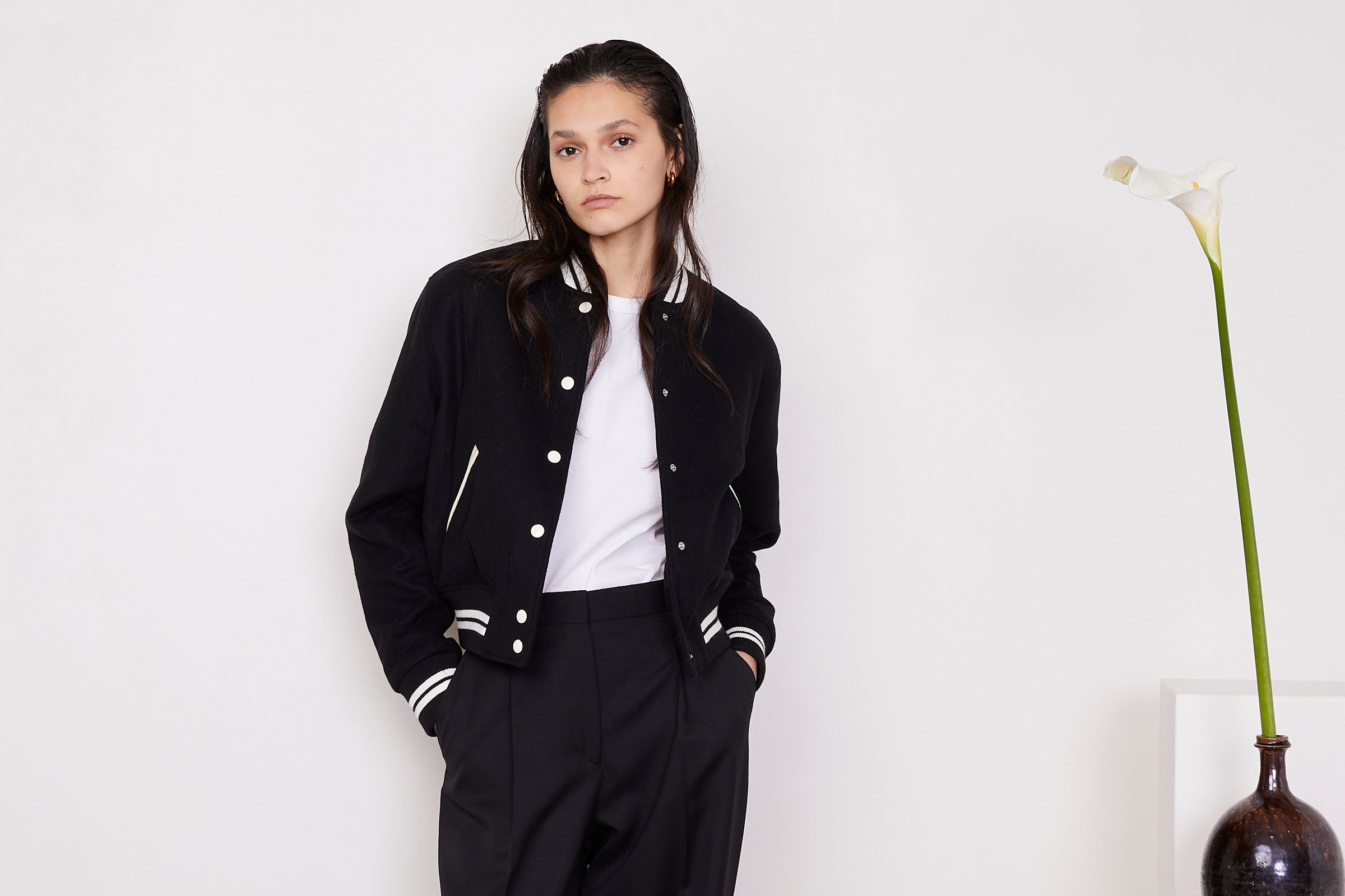 OONA BOMBER - 6