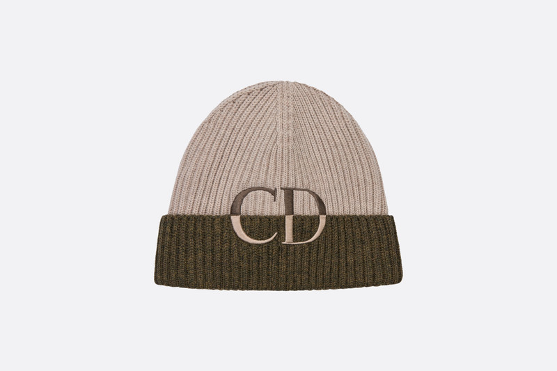Beanie with CD Signature 1