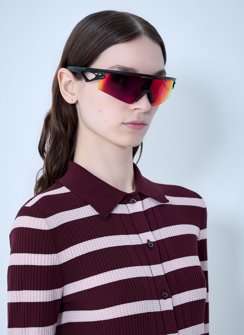 OAKLEY Sphaera Prizm Sunglasses outlook