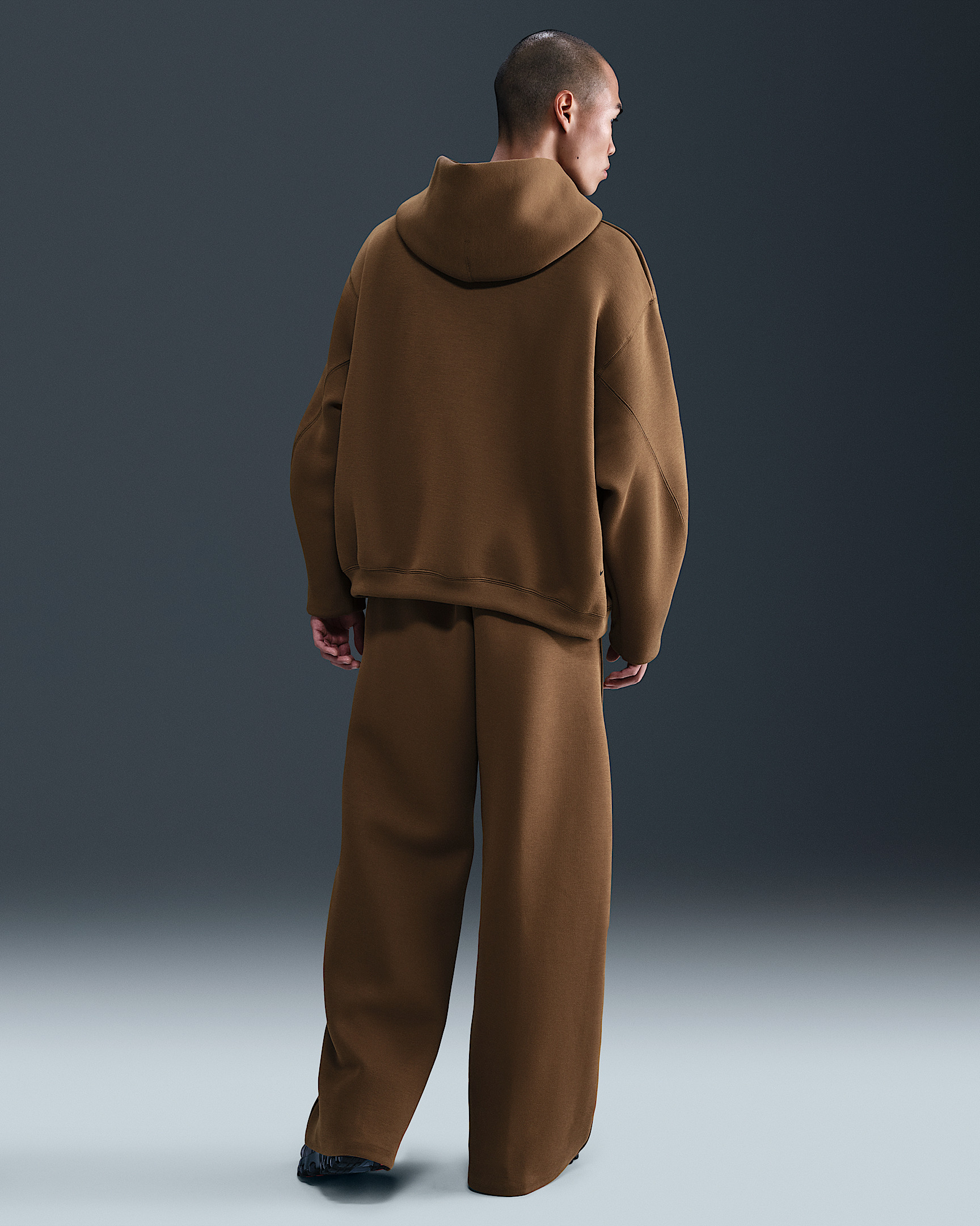 Nike Tech Men's Fleece Oversized Hoodie - 5