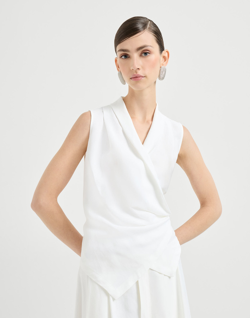 Viscose and linen fluid twill vest with monili 2