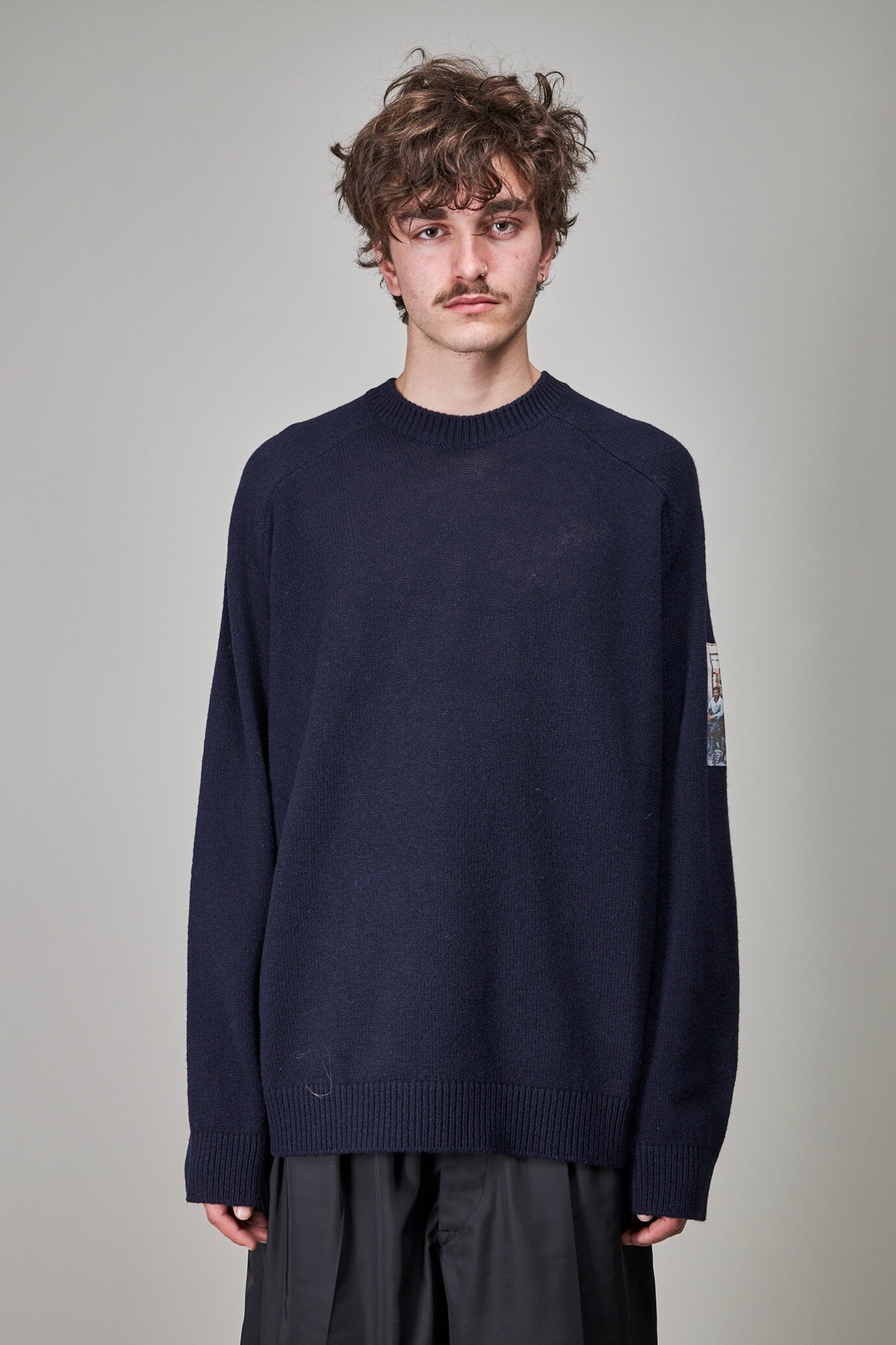 Light Roundneck Hammer Sweater with Patches, dark navy - 1