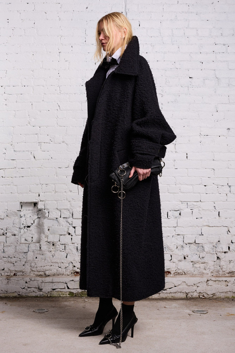 R13 JUMBO COAT - BLACK outlook