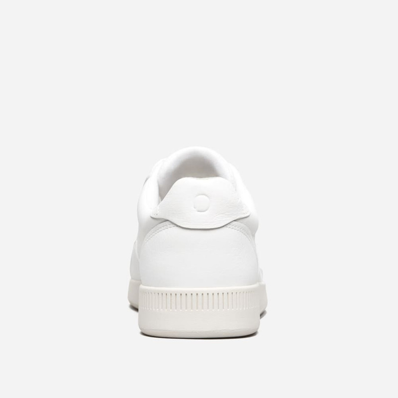 THE COURT SNEAKER 8