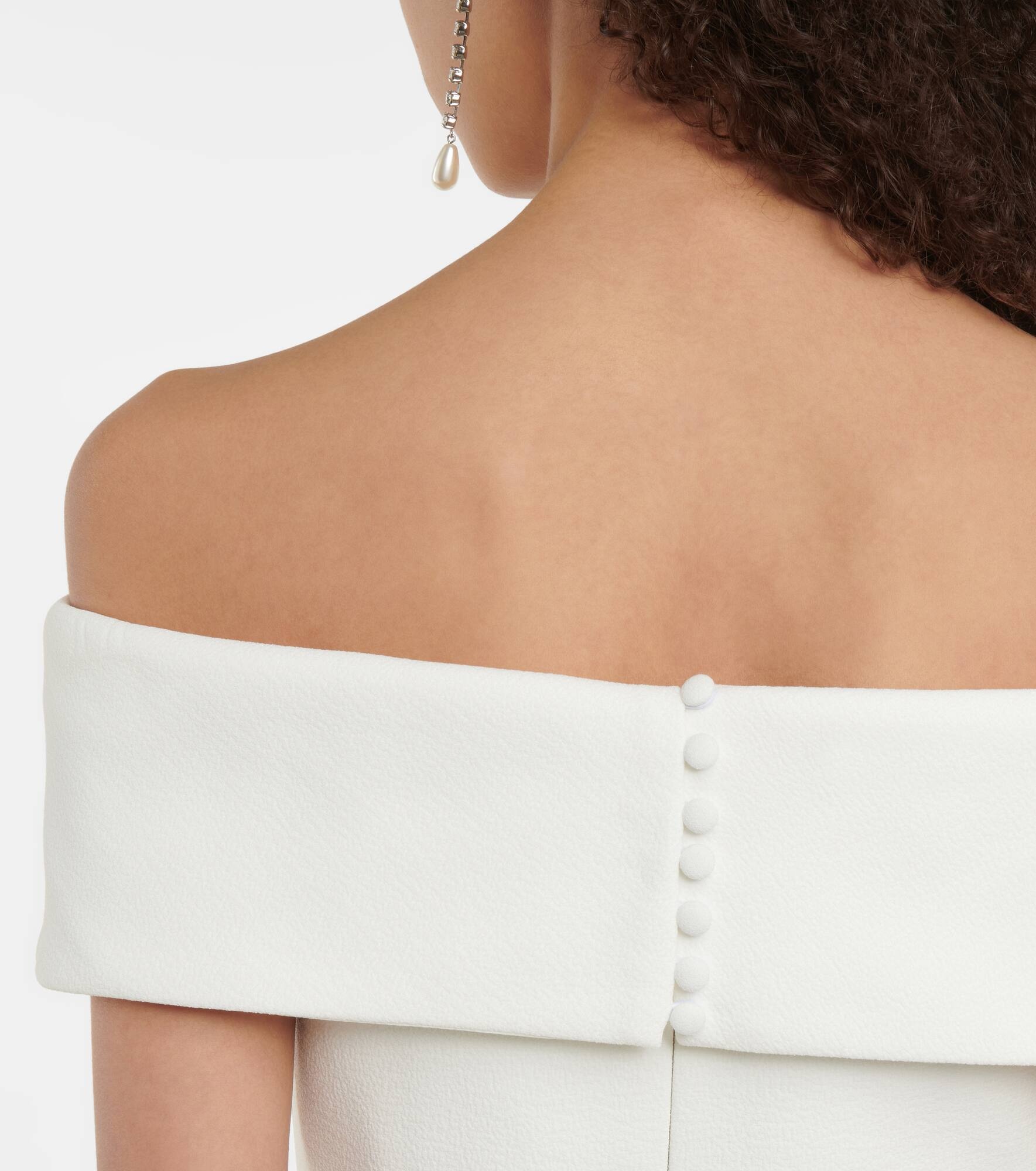 Bridal Amore off-shoulder crêpe midi dress - 5