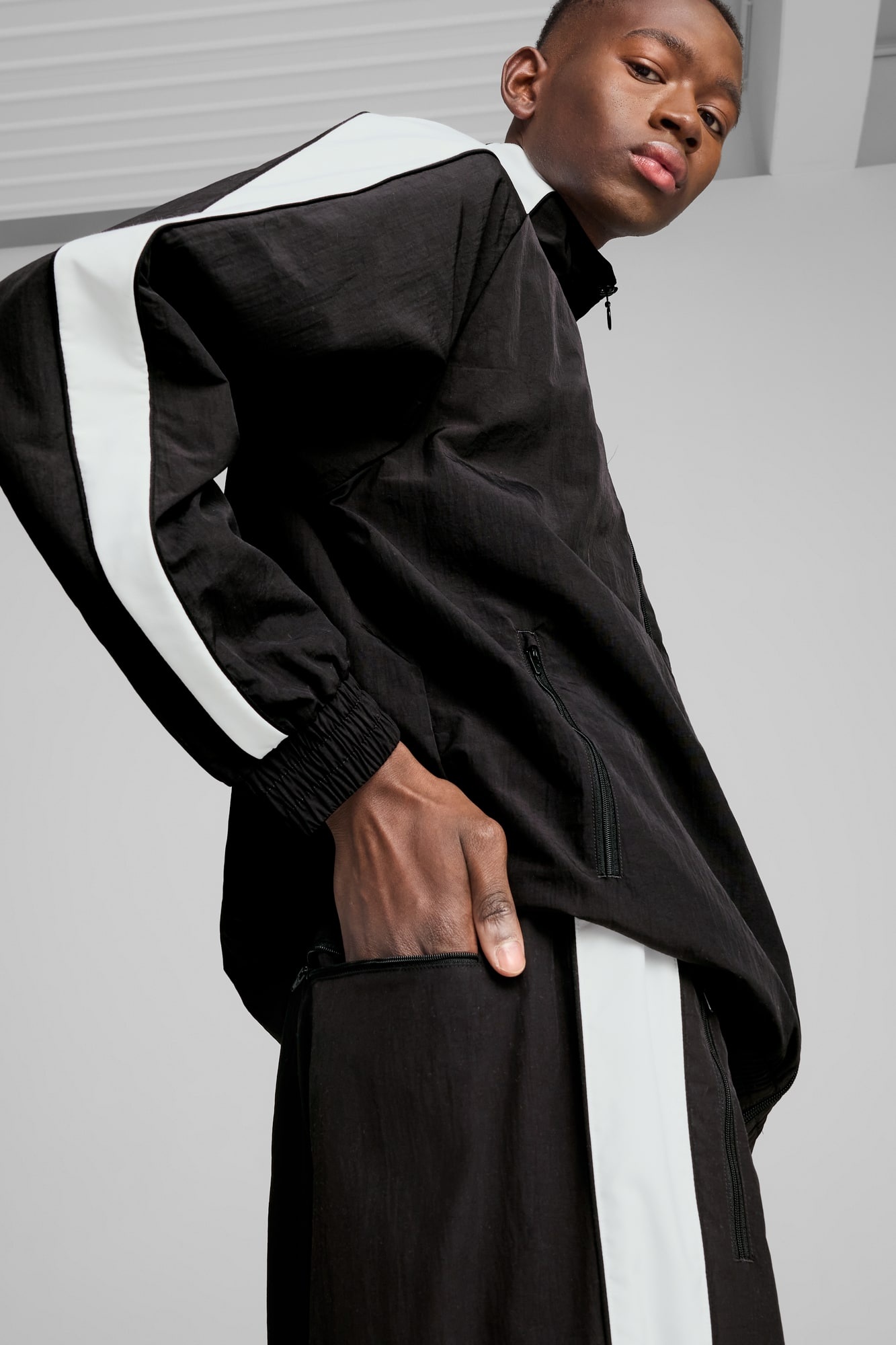 T7 Men's Oversized Track Pants - 4