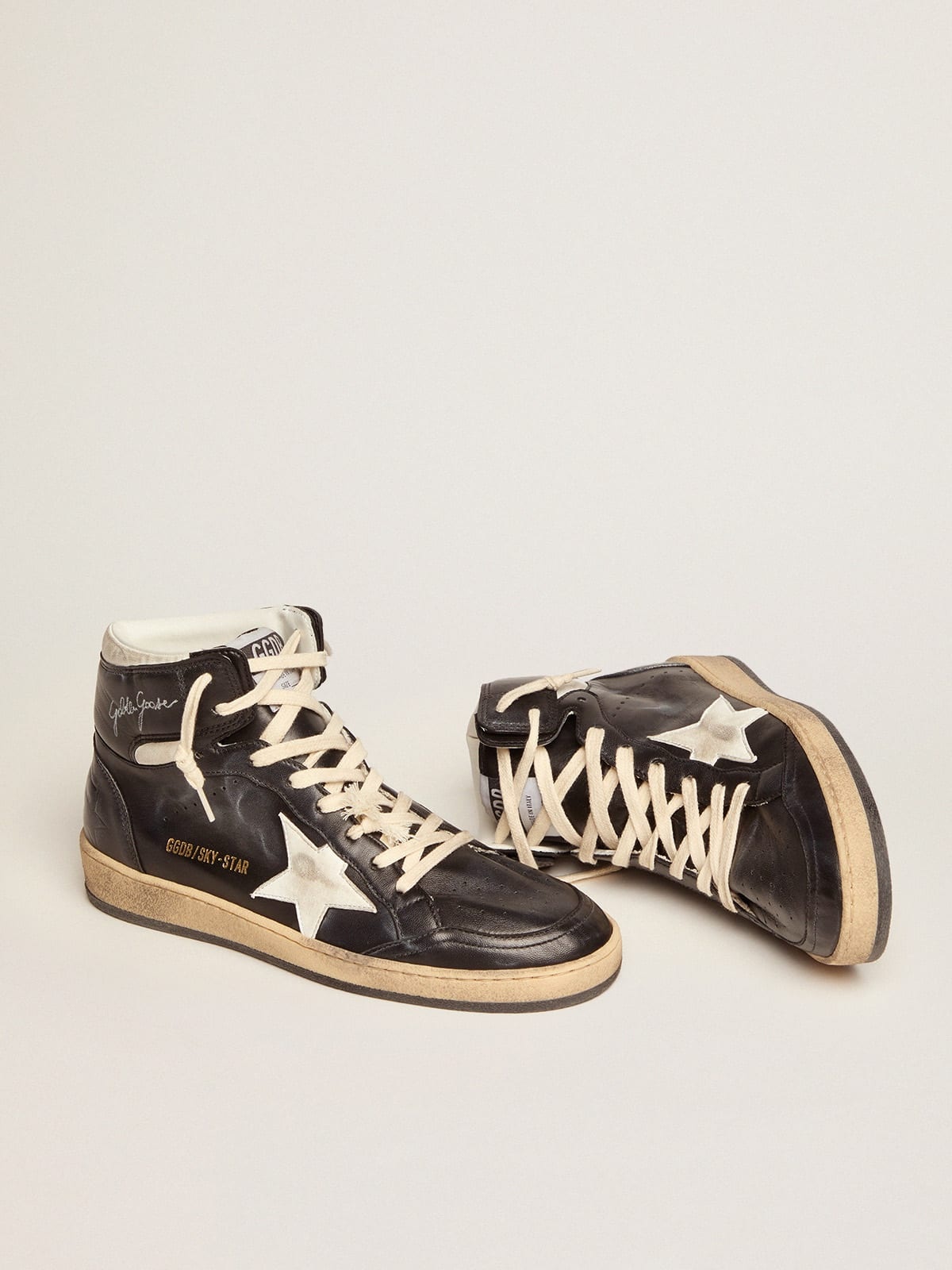 Sky-Star sneakers in black nappa leather with white nappa-leather star - 2