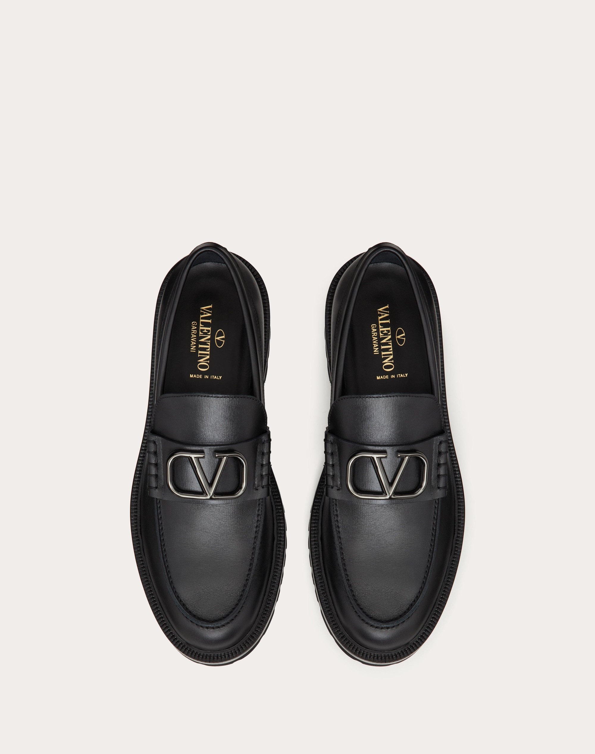 VLogo Signature laminated leather Ballerinas