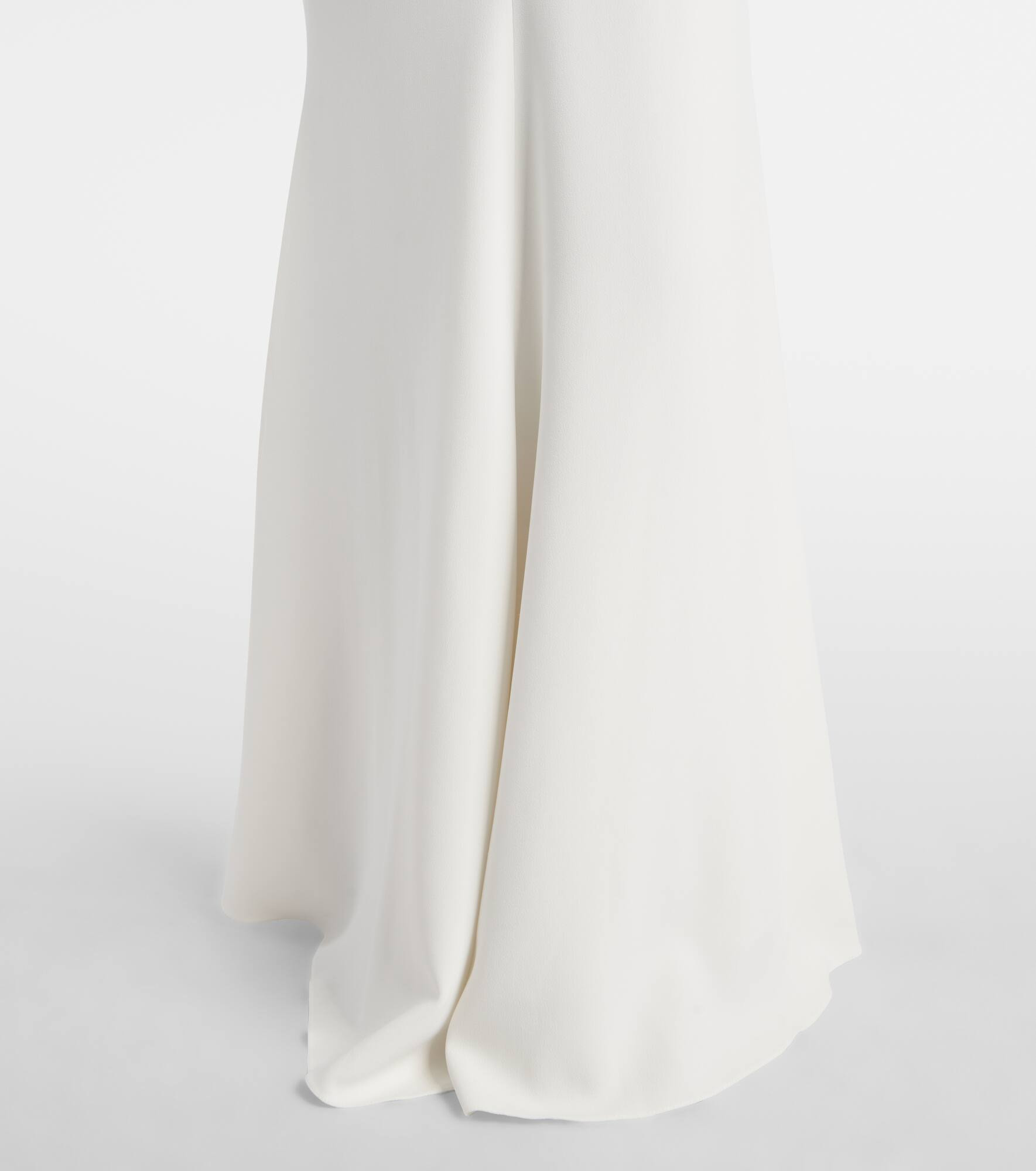 Crystal-embellished open-back gown - 6