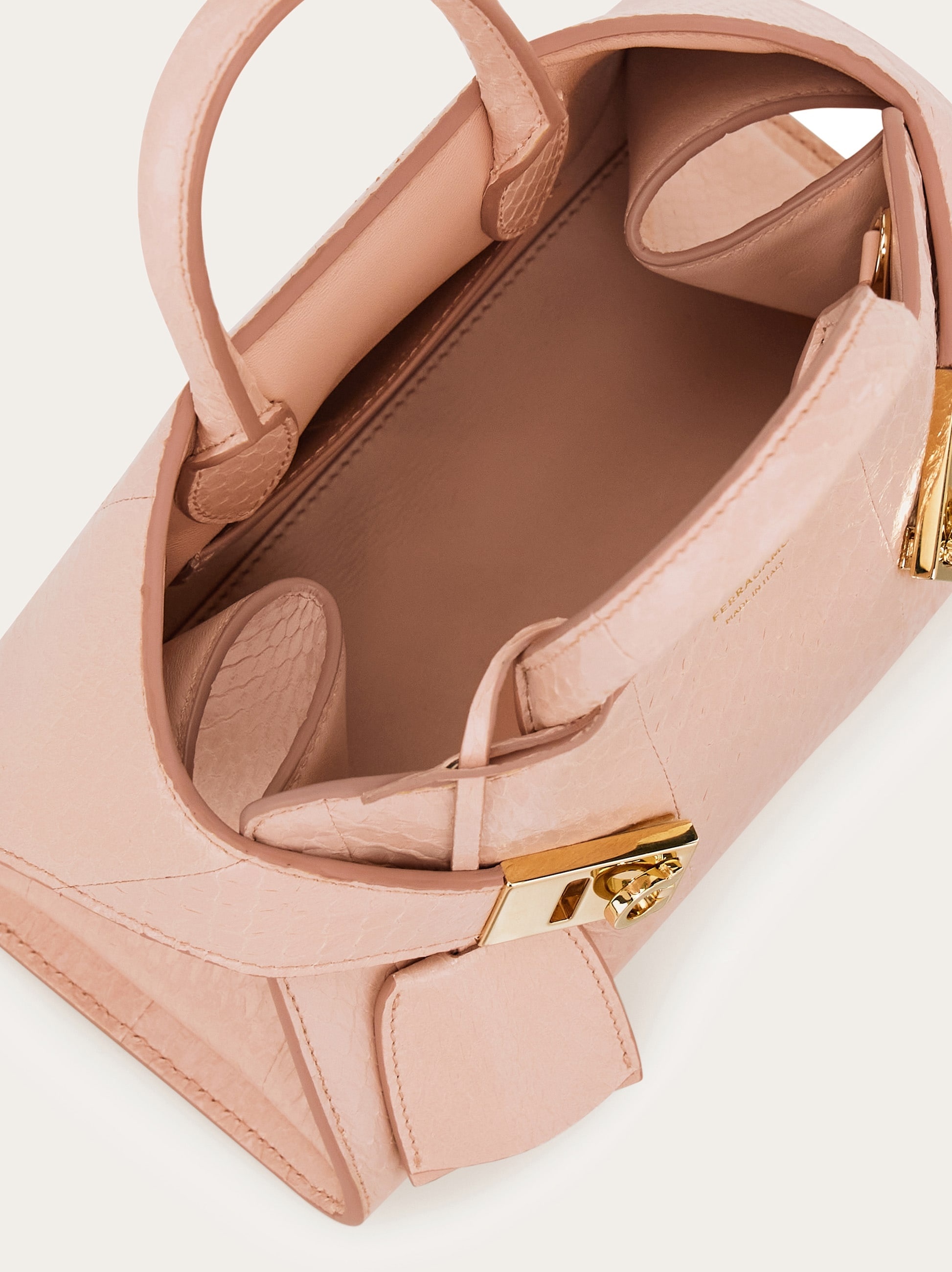 Hug handbag (XS) - 6