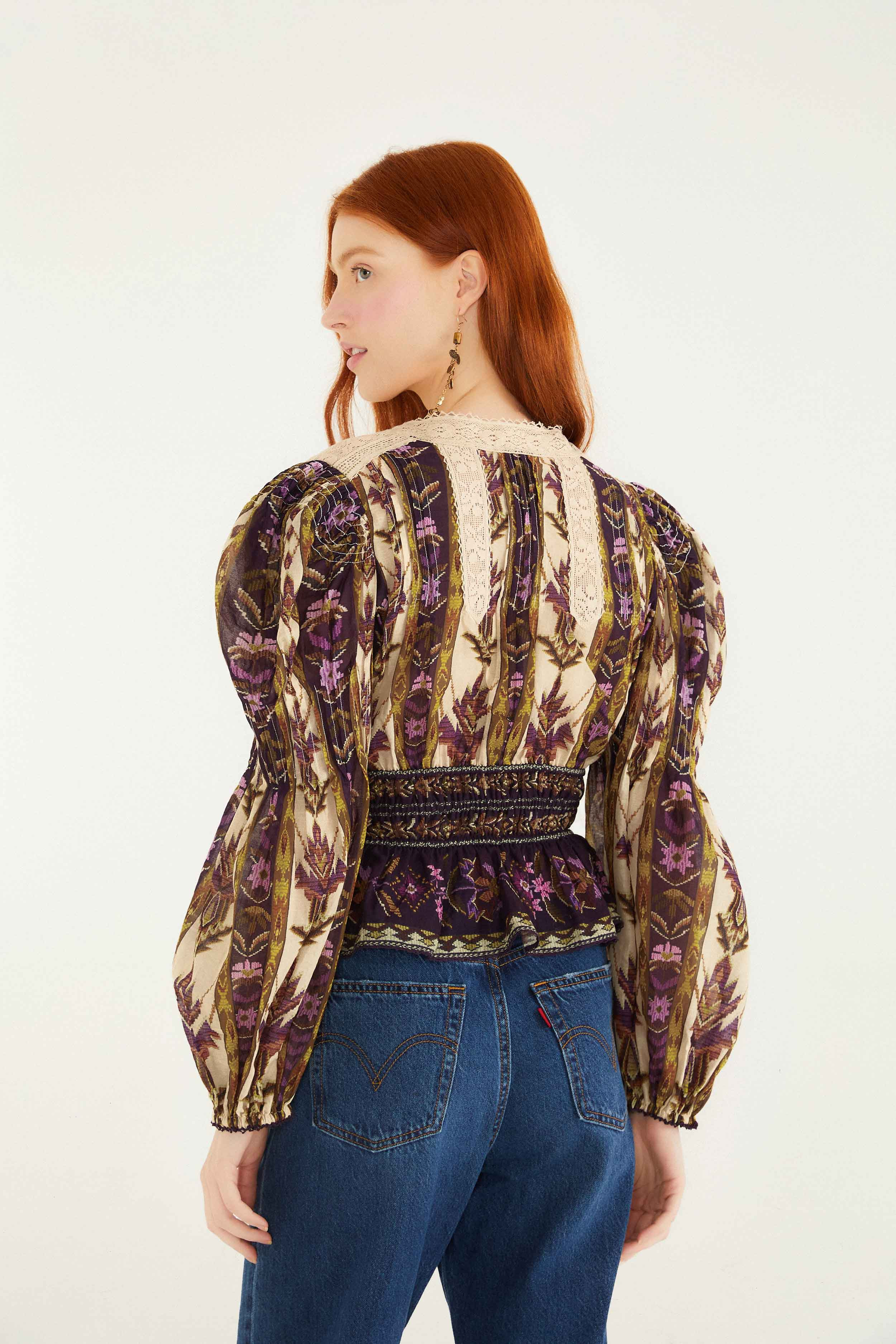 Sand Embroidered Tapestry Long Sleeve Blouse - 3