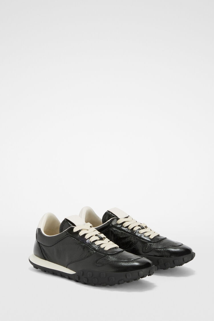 Moon Sneaker - 3