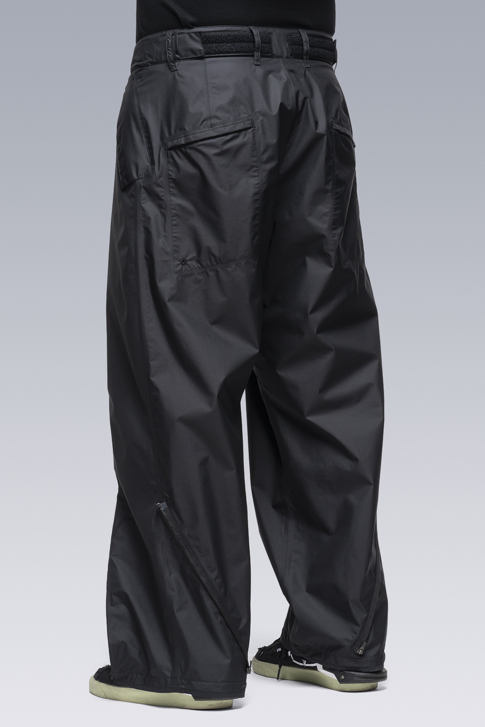 P45-GTPL 2L Gore-Tex Paclite Plus Single Pleat Trouser Black - 10