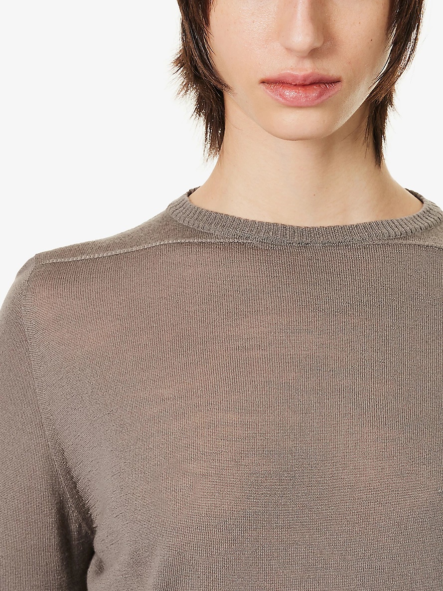 Round-neck relaxed-fit wool jumper - 5