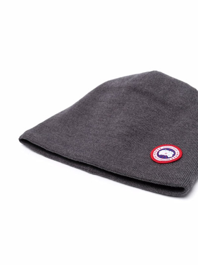 Canada Goose logo patch knitted beanie outlook