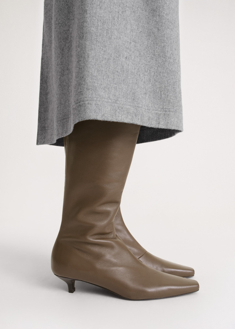 Totême The Slim Knee-High Boot ash outlook