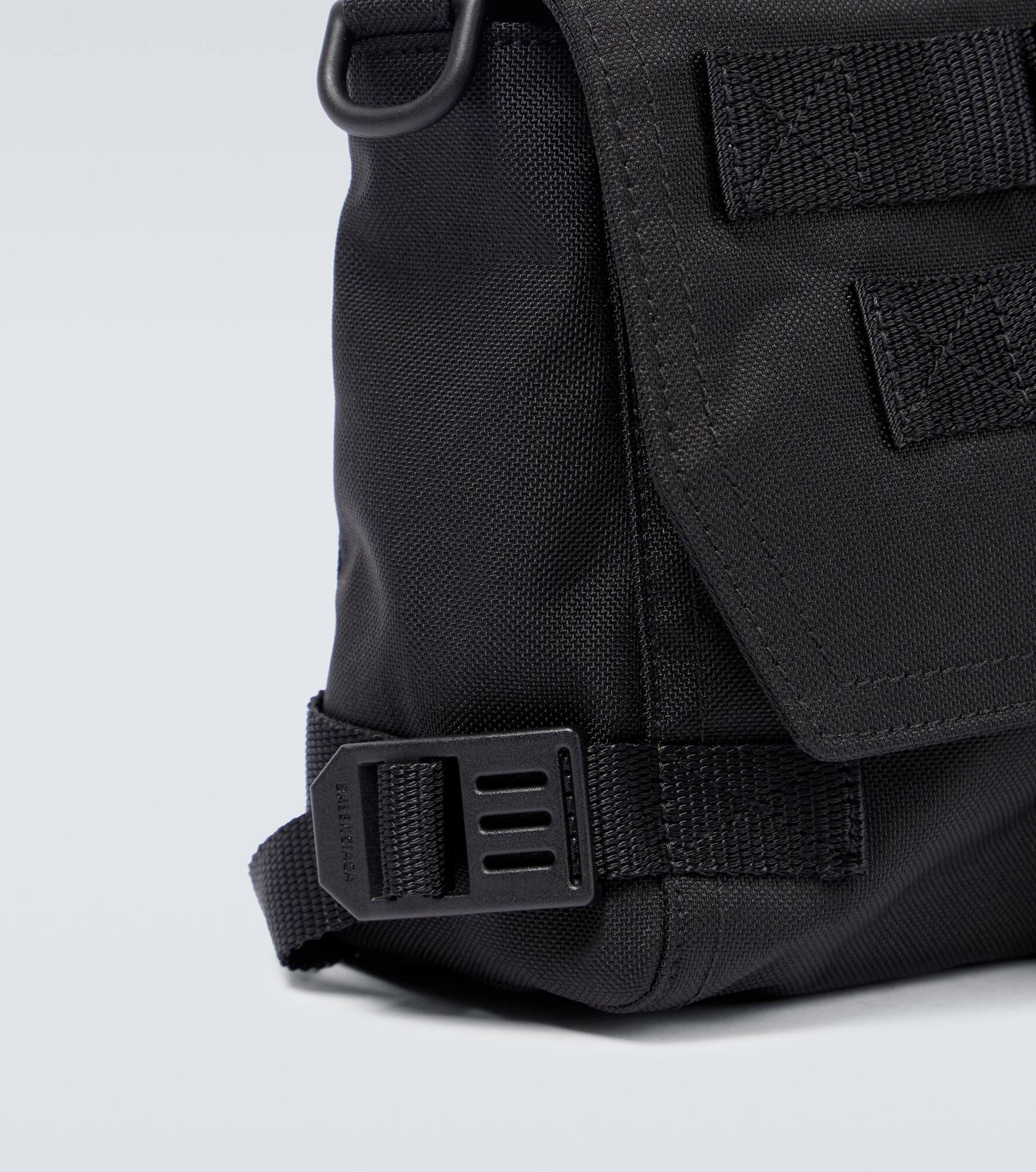 Messenger bag - 6