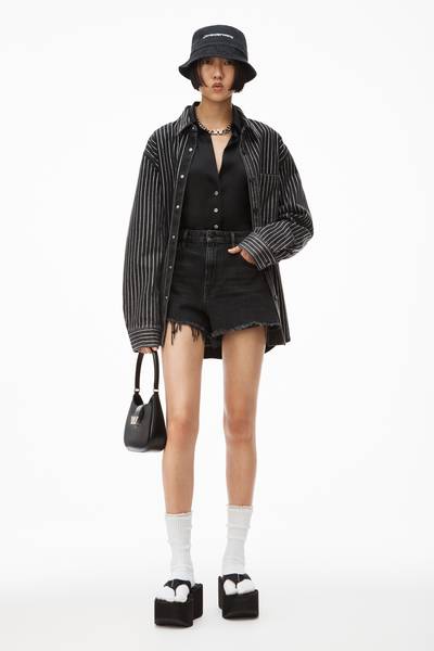 Alexander Wang BITE SHORT IN GREY AGED DENIM outlook