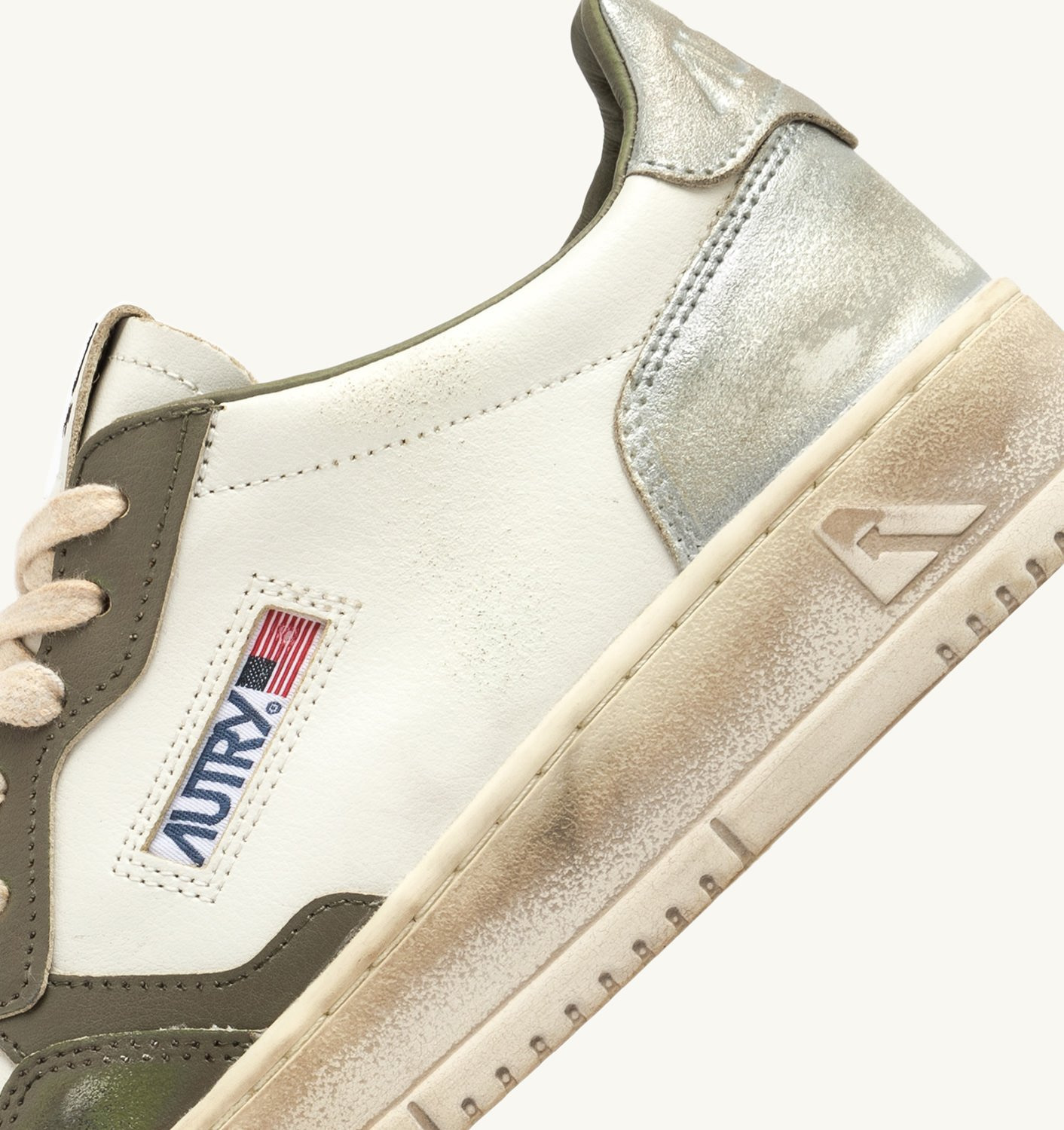 MEDALIST LOW SUPER VINTAGE SNEAKERS IN WHISPER WHITE GREEN AND SILVER - 6
