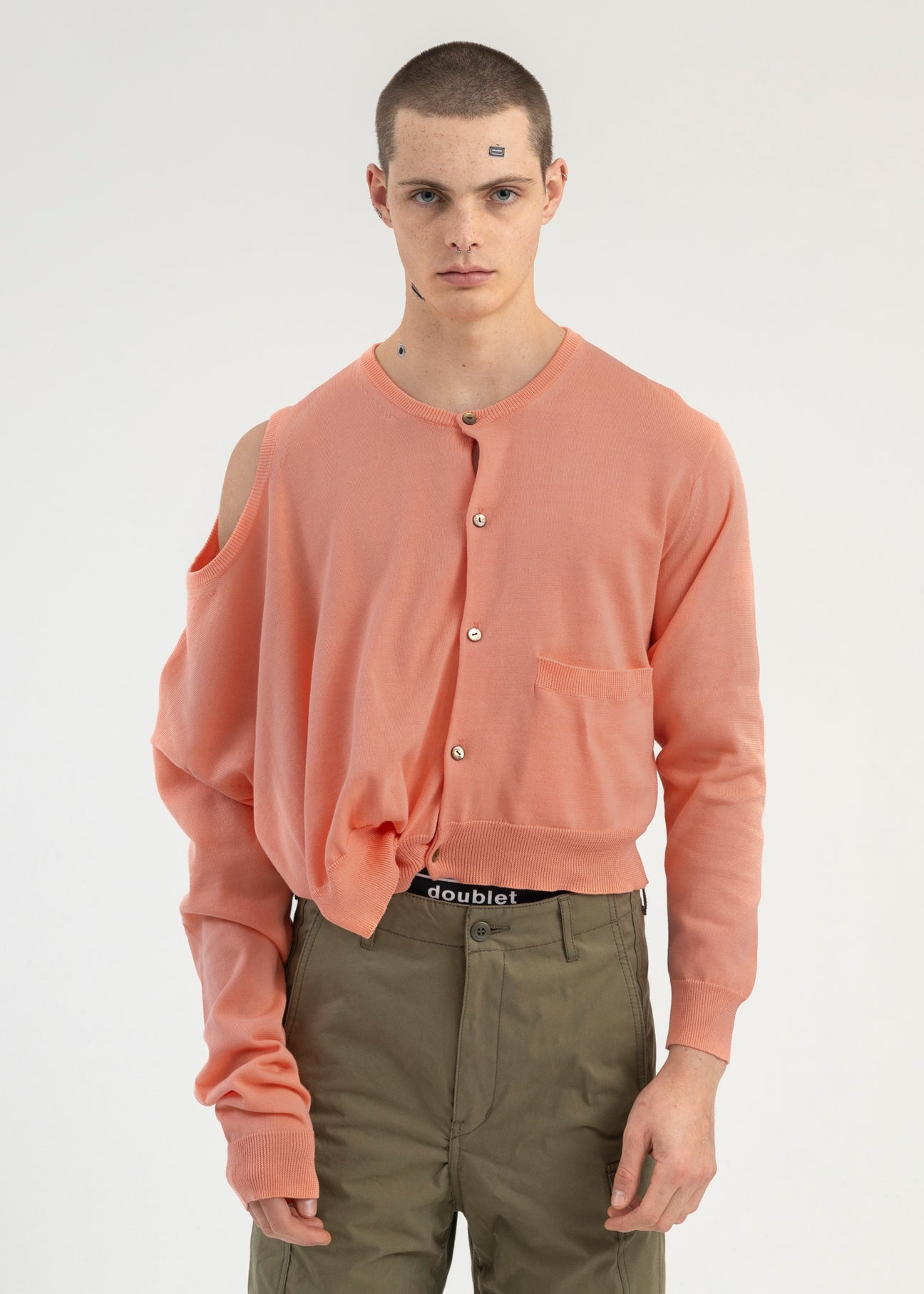 PINK AI IMAGE GENERATION MISTAKE KNITWEAR - 2