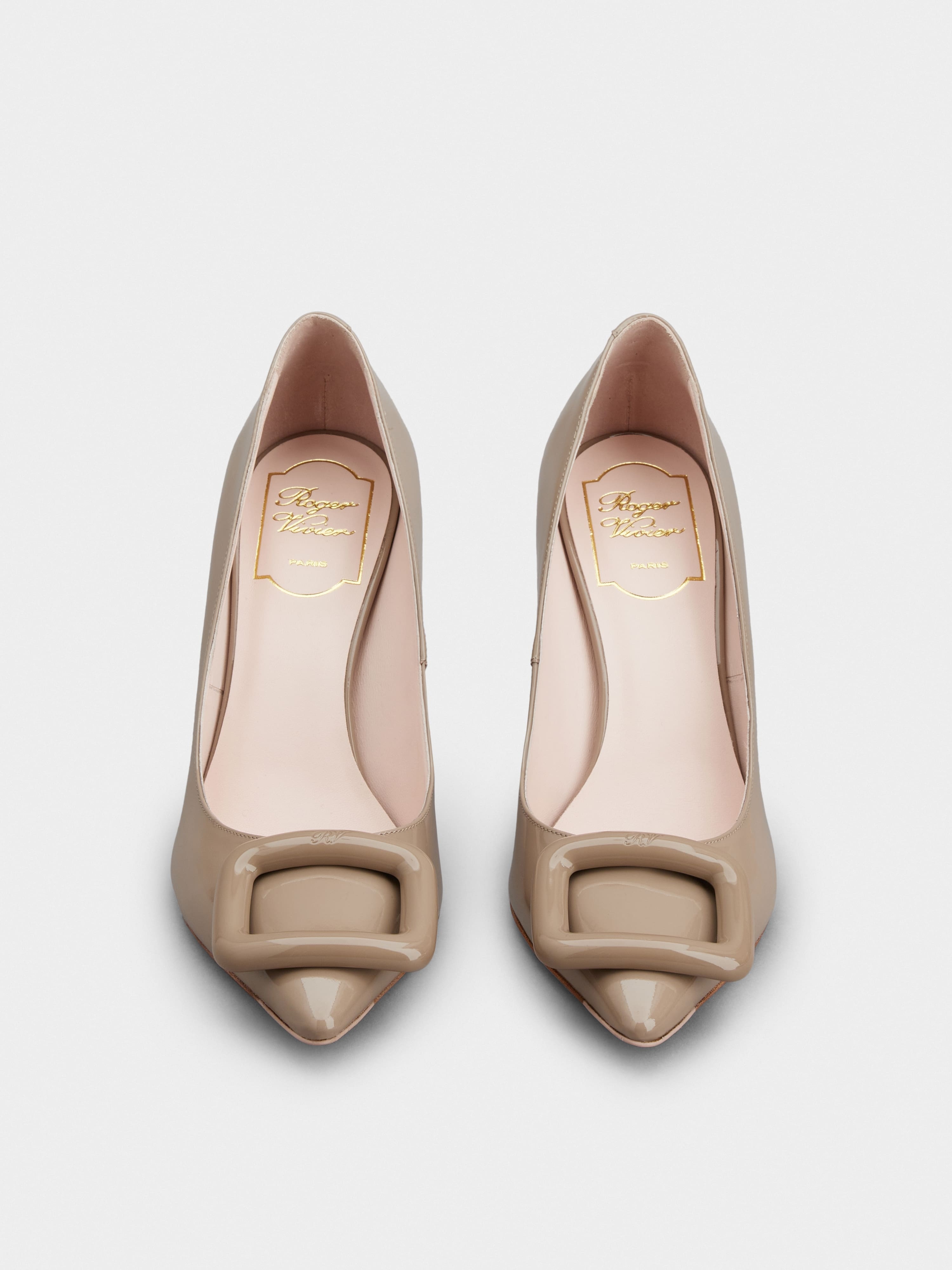 Viv' Choc Lacquered Buckle Pumps in Patent Leather - 7