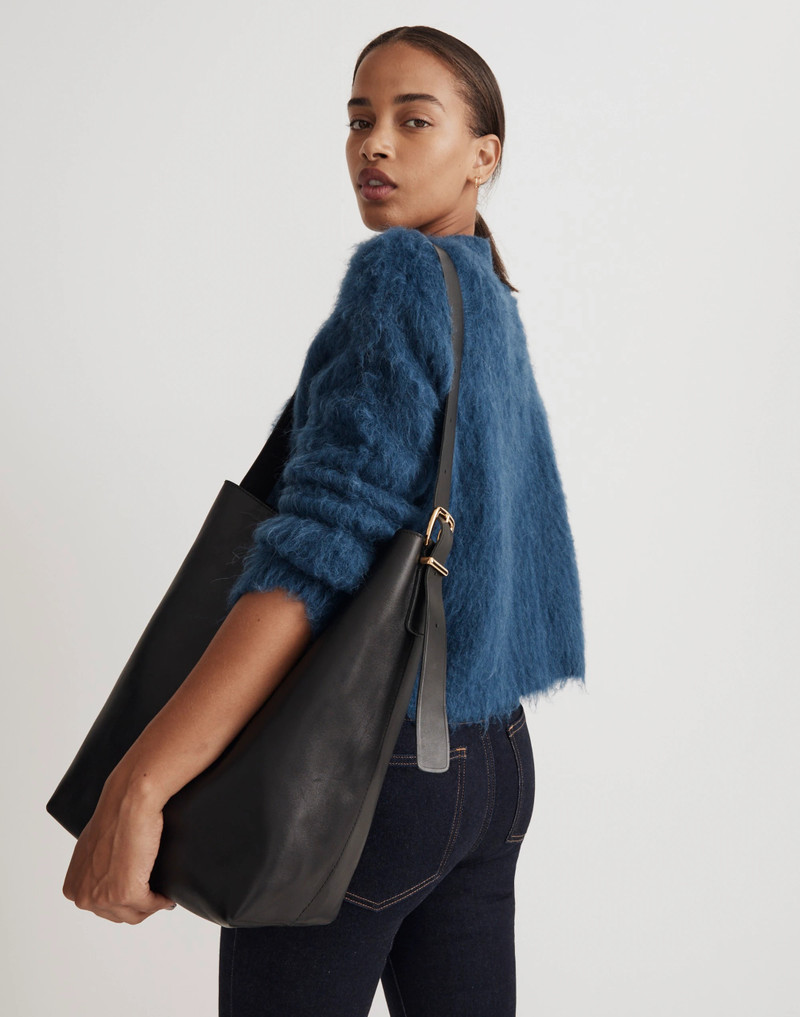 The Essential Bucket Tote 5
