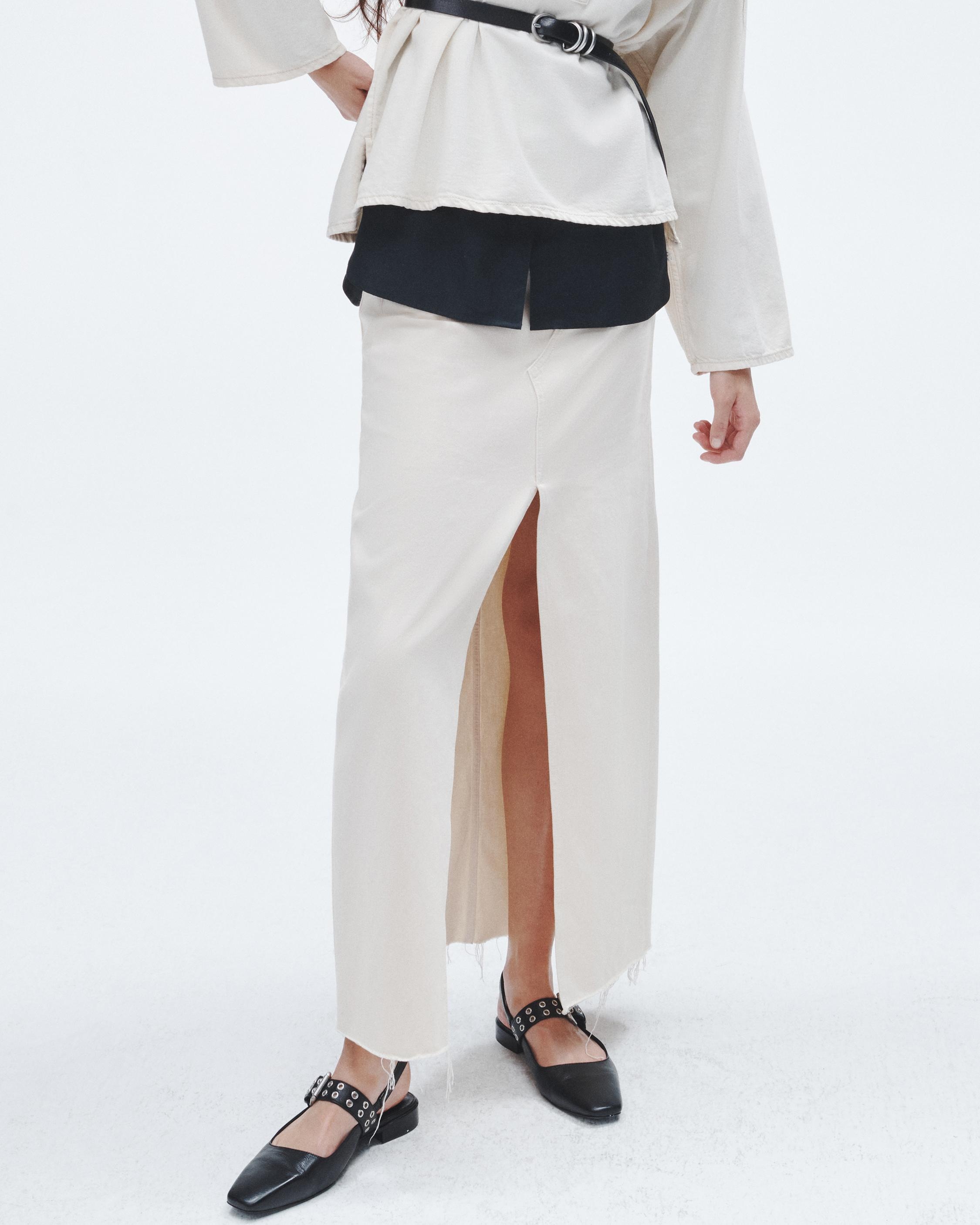 Avery Denim Skirt
Maxi - 5