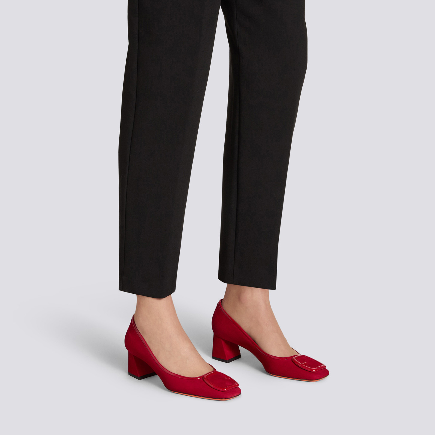 Women's red suede mid-heel pump - 2
