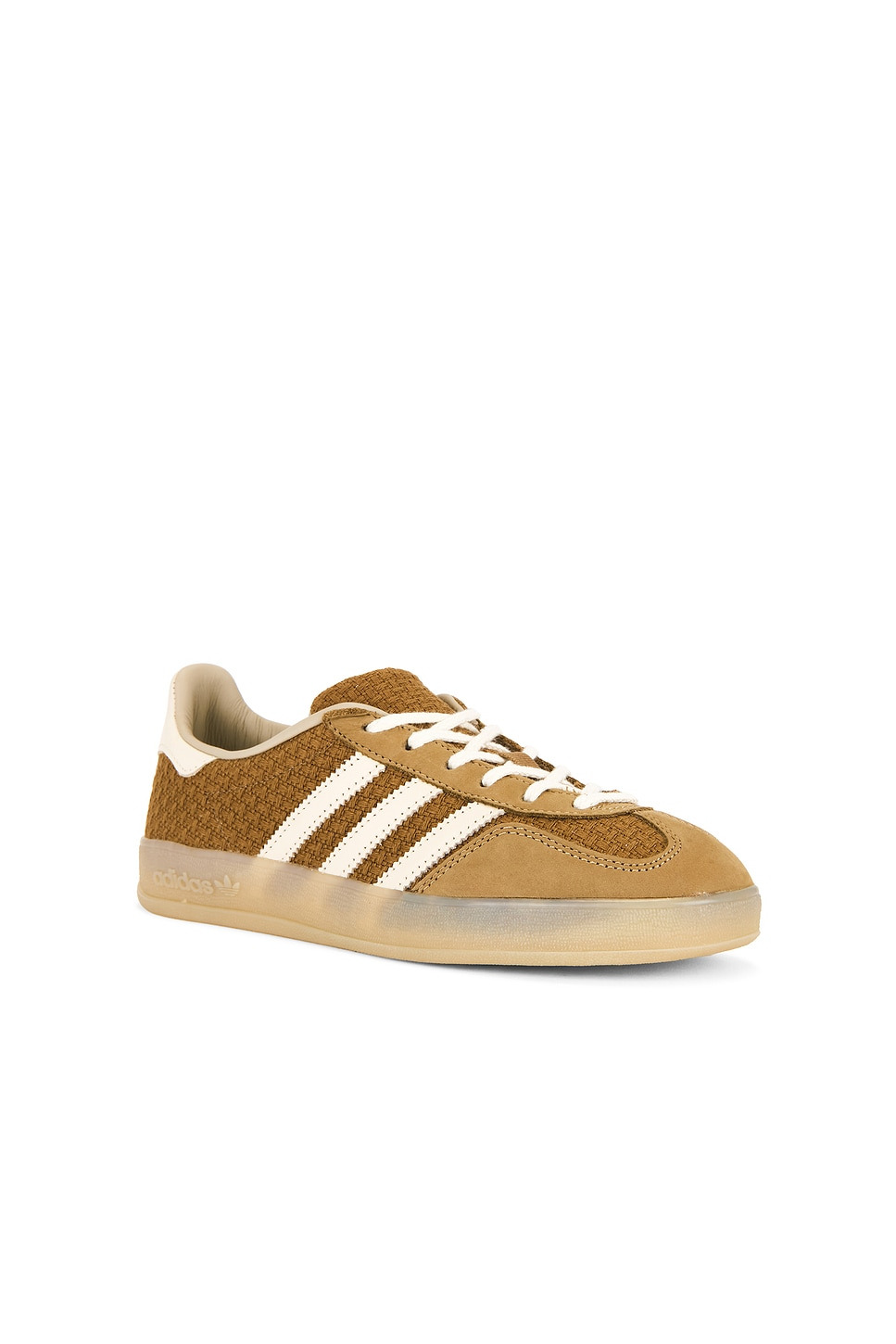 Gazelle Indoor - 2