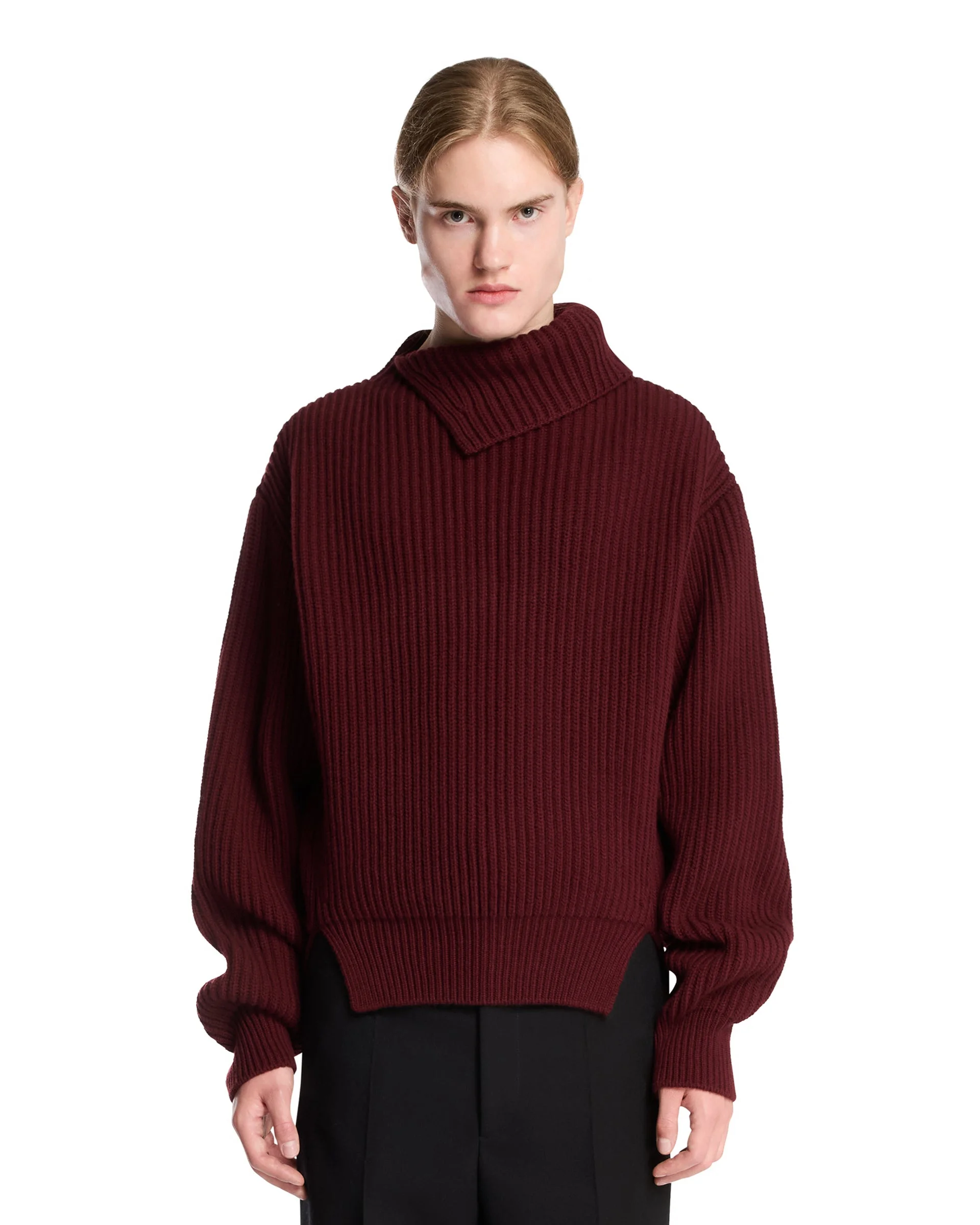 Burgundy Ribbed Wool Turtleneck Sweater - 1