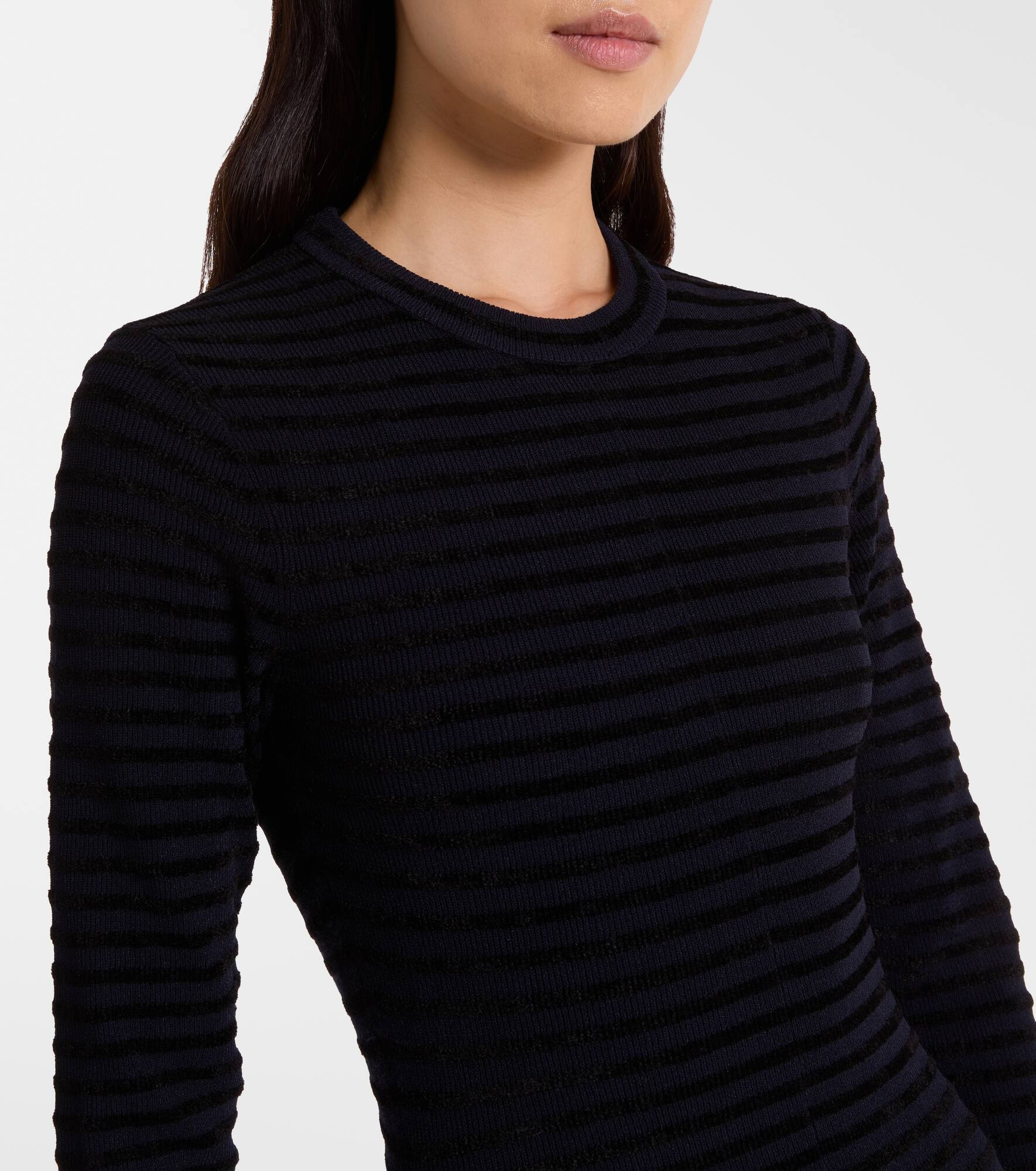 Striped knitted asymmetric midi dress - 4