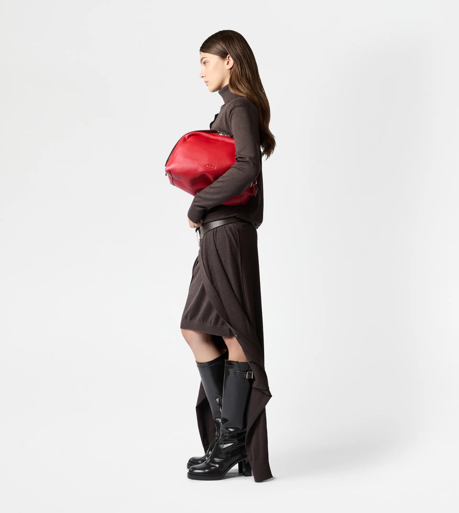 TOD'S DARSENA POUCH BAG IN LEATHER MEDIUM - RED - 4