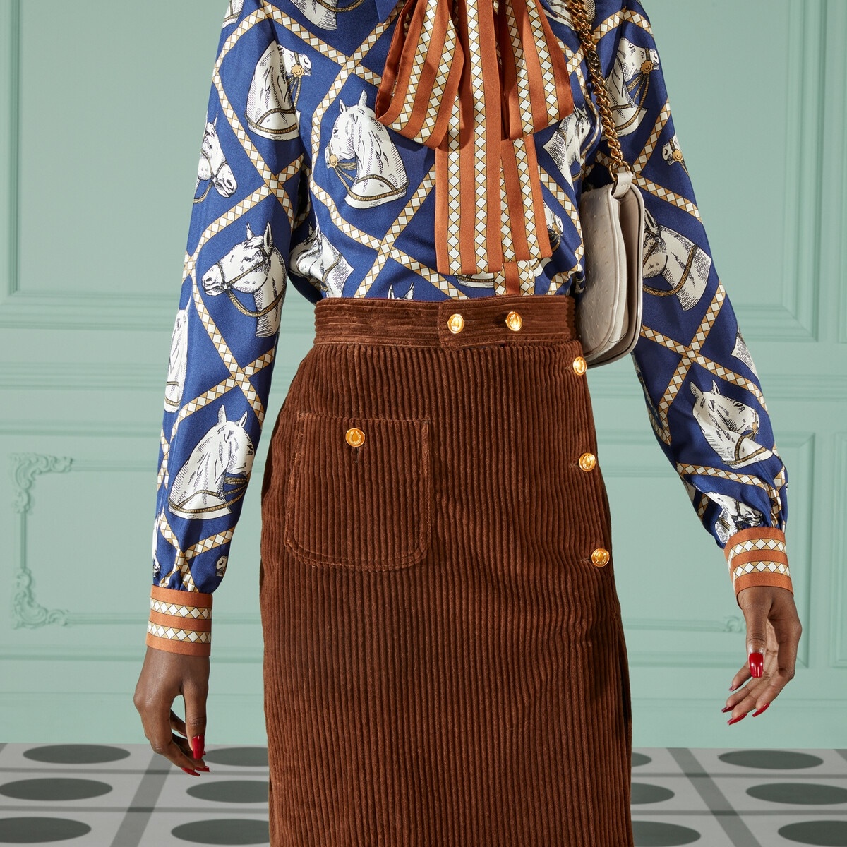Corduroy skirt with buttons - 3