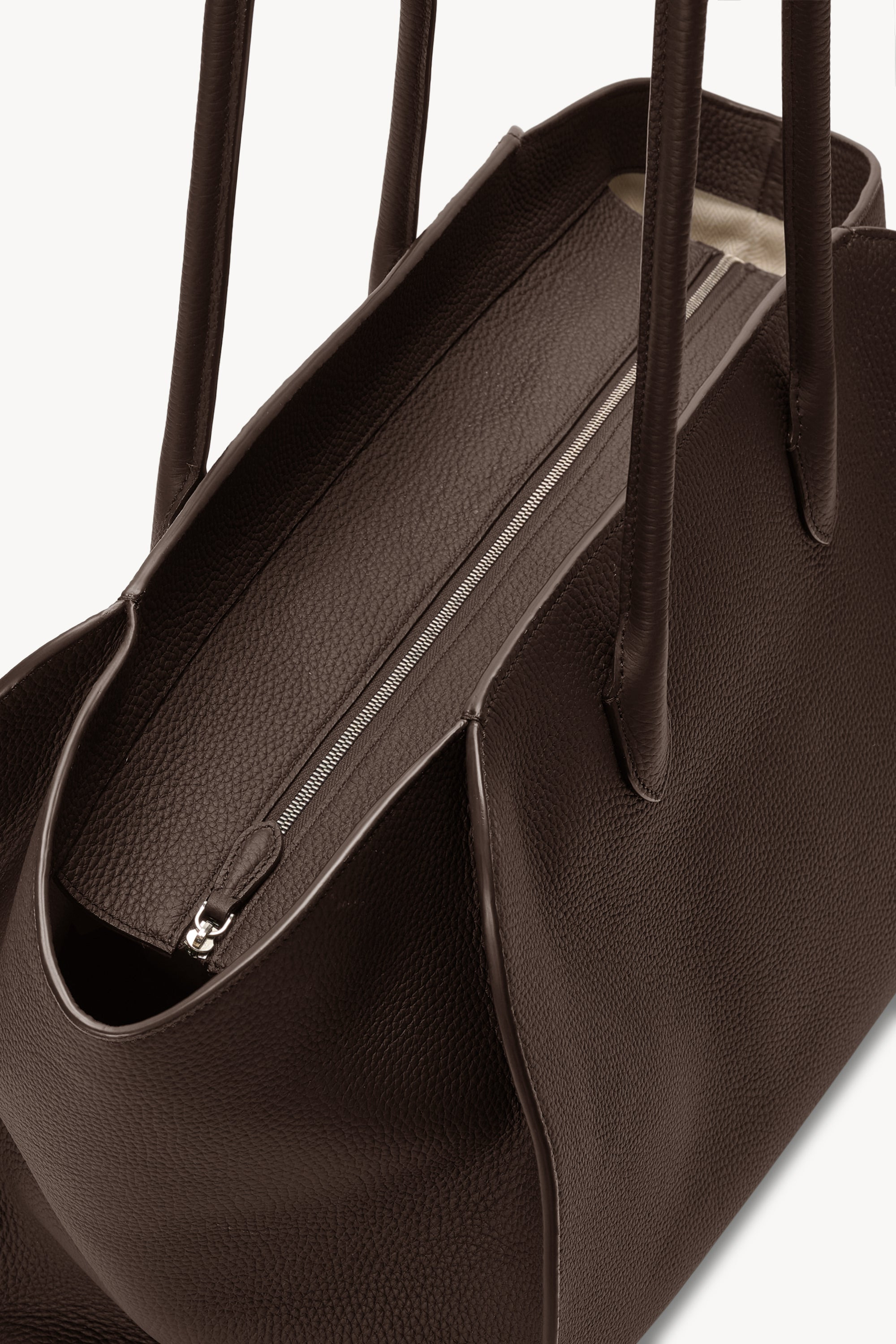 Marlo 17 Bag in Leather - 4
