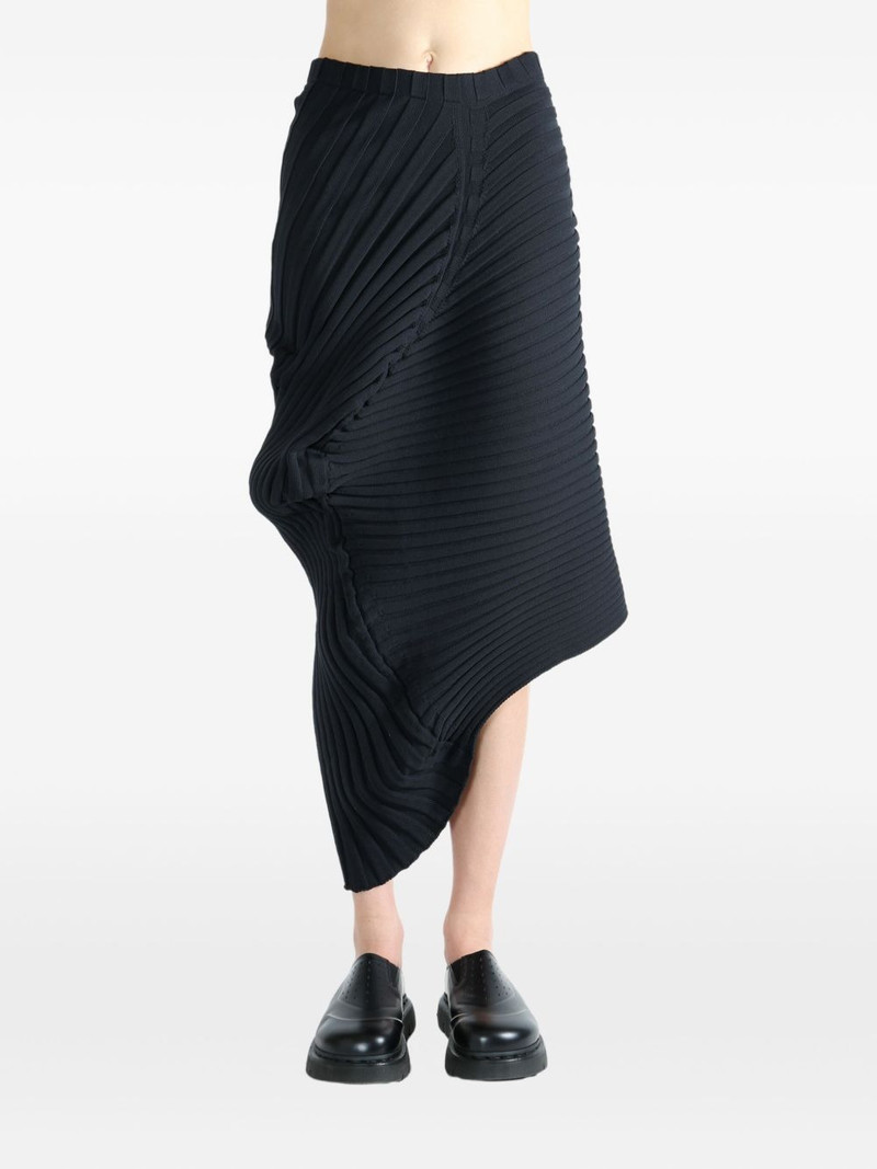 ISSEY MIYAKE pleated asymmetric skirt outlook